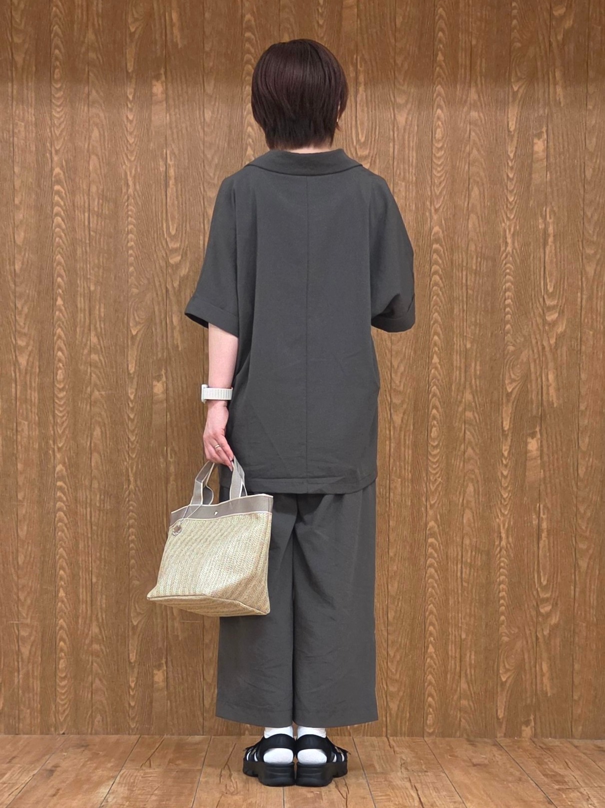 深谷香住さんの「SHOO･LA･RUE｜【高レビュー/洗濯機可/セットアップ可】軽凛(かろりん) 半袖ジャケット」を使ったコーディネート