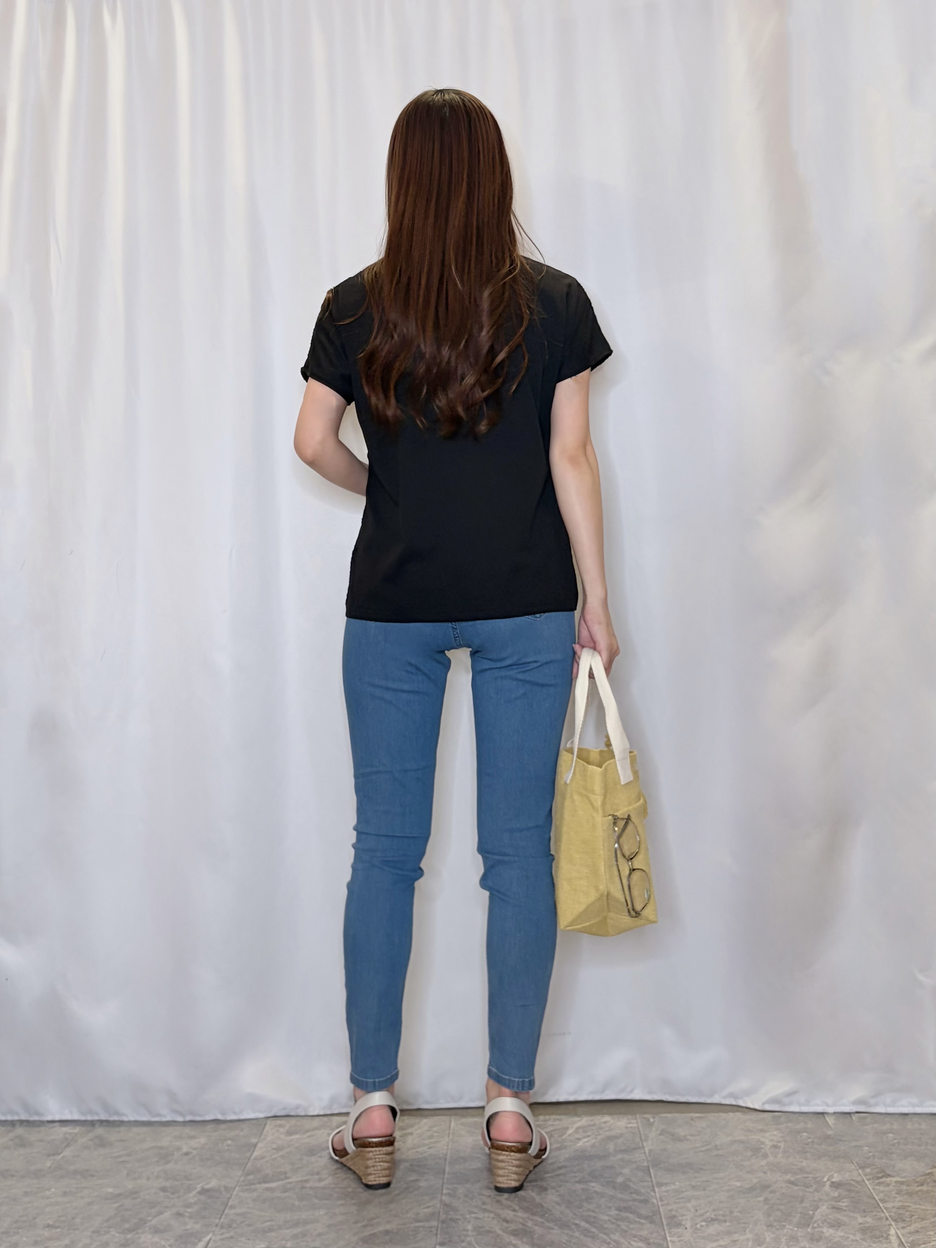 おうめさんの「SHOO･LA･RUE｜【UV/S-LL/洗濯機可】レース切替で華やかに 大人の選ぶ上品Tシャツ」を使ったコーディネート