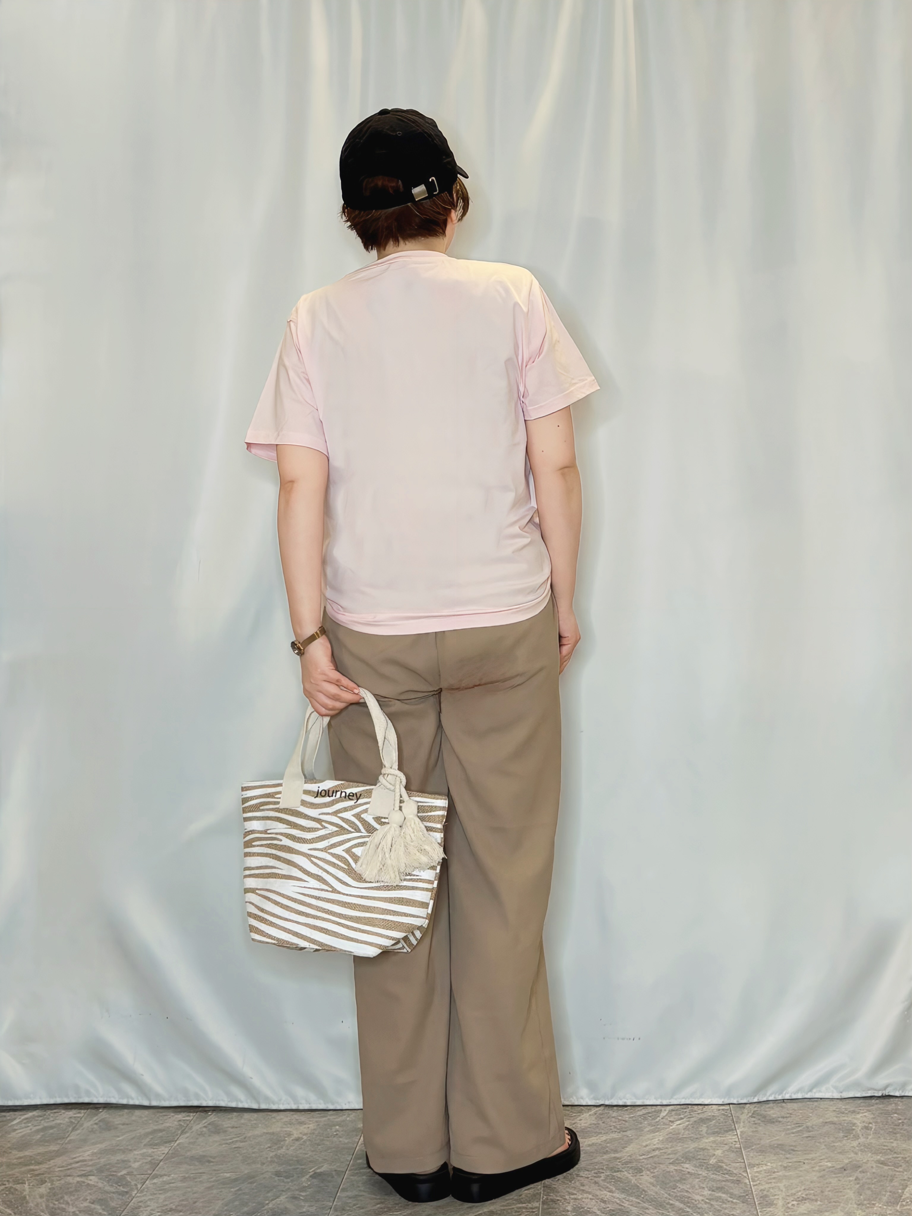 たみさんの「SHOO･LA･RUE｜【洗濯機可/S-LL】夏に快適サラサラ感 大人のプリントTシャツ」を使ったコーディネート