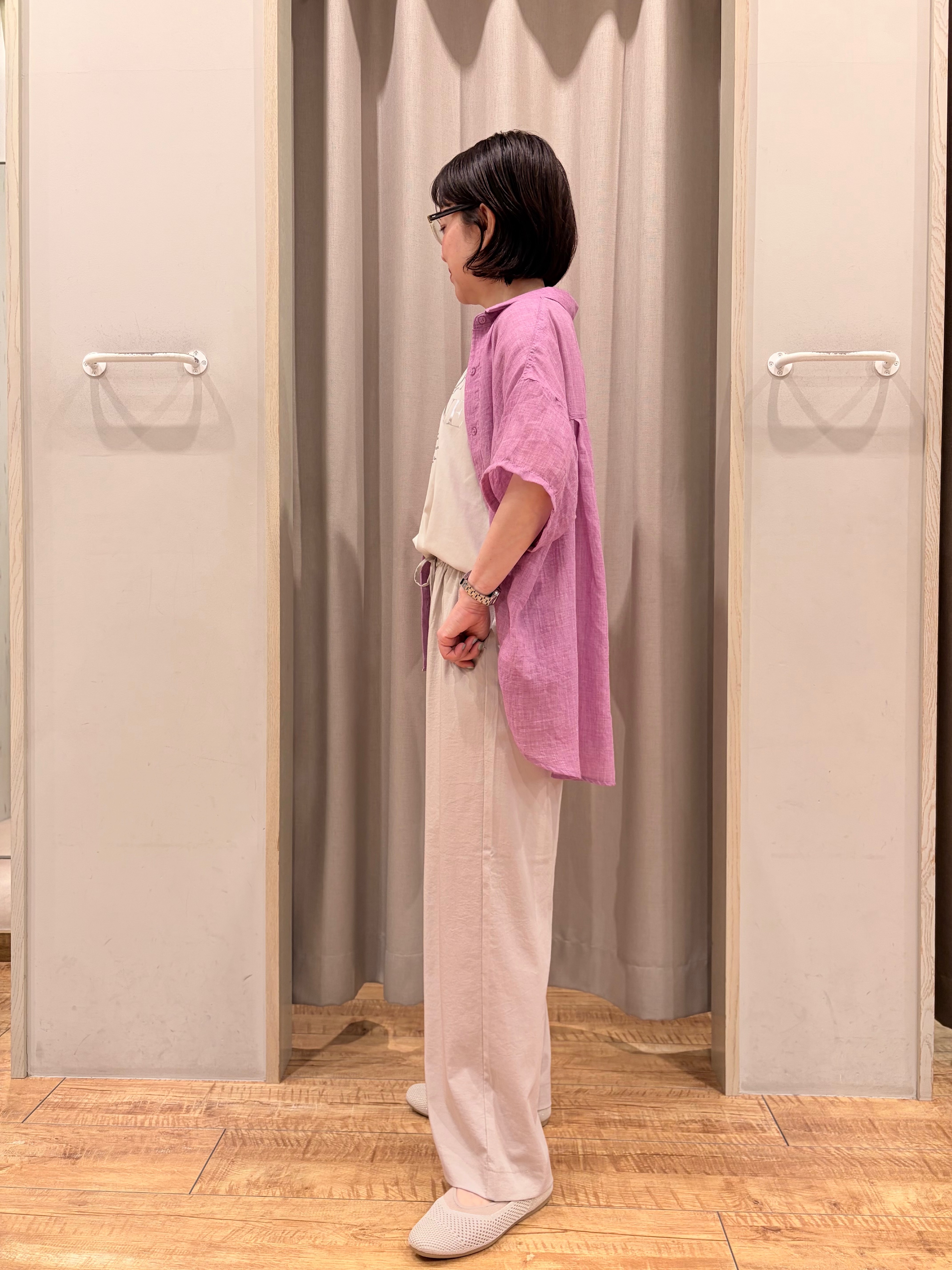 じゅのさんの「SHOO･LA･RUE｜ヒップがすっぽり隠れる やわらか5分袖シアーシャツ」を使ったコーディネート