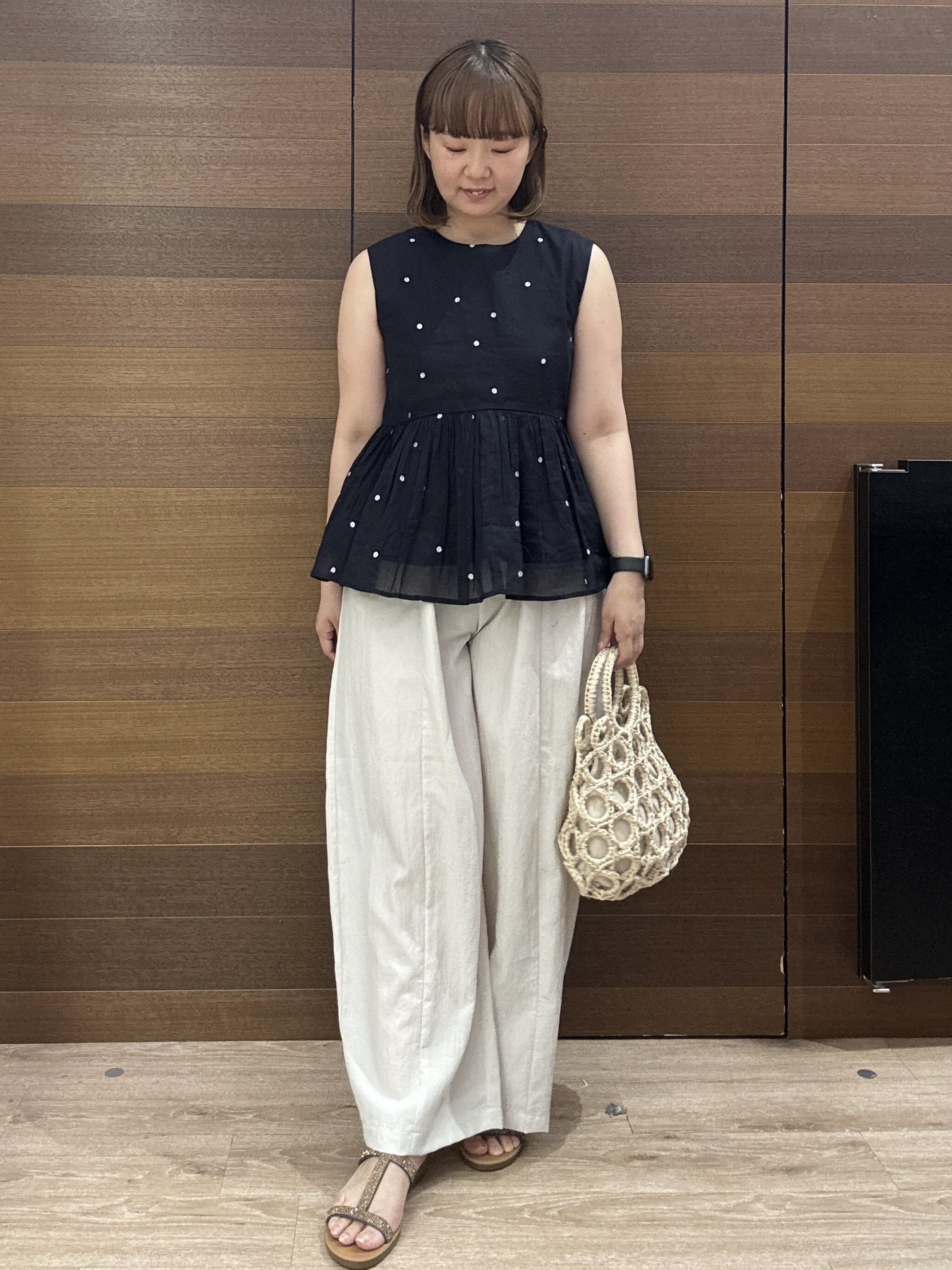 yumeさんの「OPAQUE.CLIP｜ラメドット刺繍ペプラムブラウス【洗える】」を使ったコーディネート