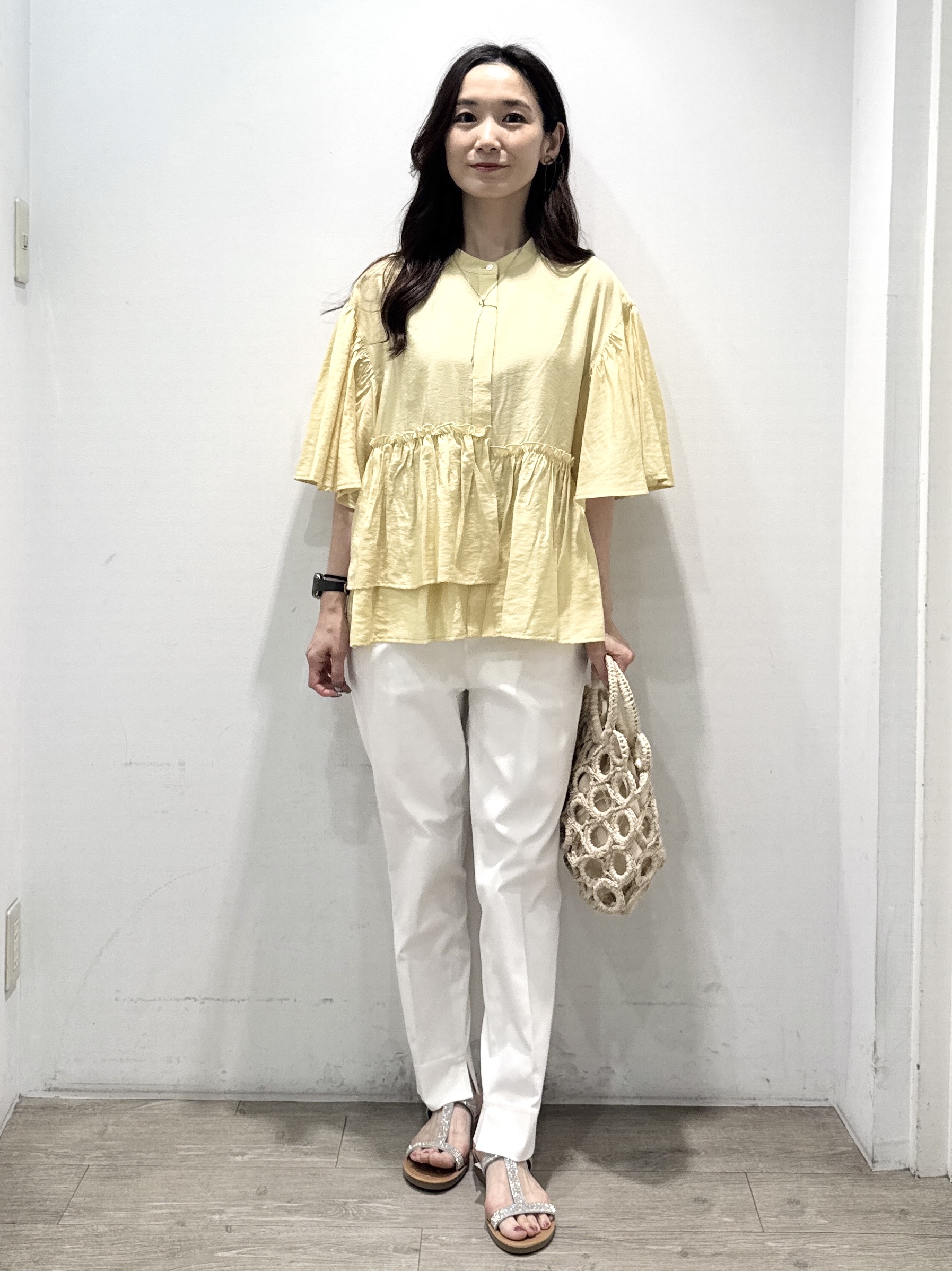 yuicciさんの「OPAQUE.CLIP｜アシンメトリーペプラムブラウス【洗濯機OK】」を使ったコーディネート