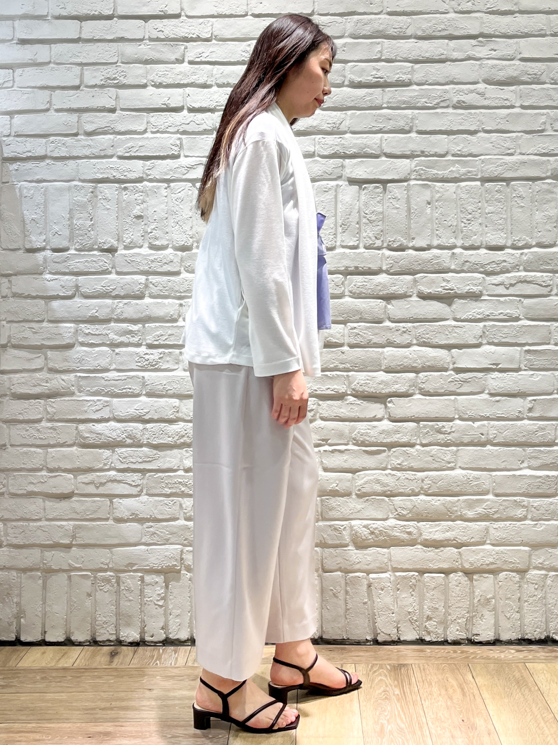 erinaさんの「index｜【UVケア】ひんやりカーディガン《接触冷感／洗濯機OK》」を使ったコーディネート