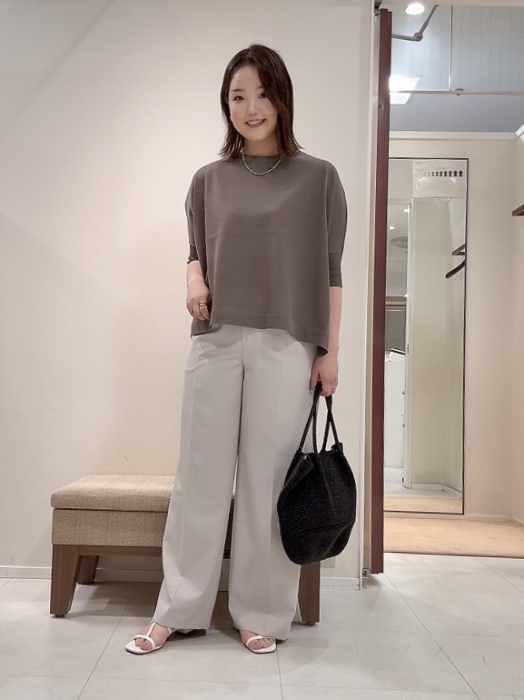 YUIさんの「UNTITLED｜【アンサンブル可/洗える】シアーレーヨンニット」を使ったコーディネート