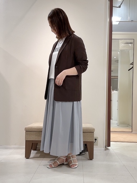 YUIさんの「UNTITLED｜◆【程よいシアー感/洗える】エアリーバイオジャケット」を使ったコーディネート