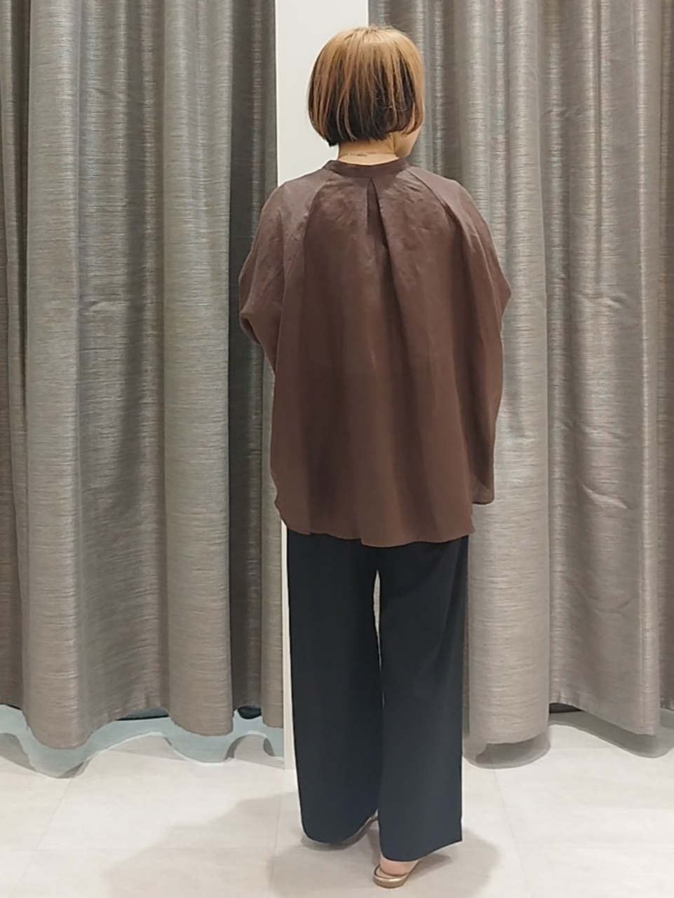 s u g iさんの「UNTITLED｜【麻100】リネンドルマンシャツ」を使ったコーディネート