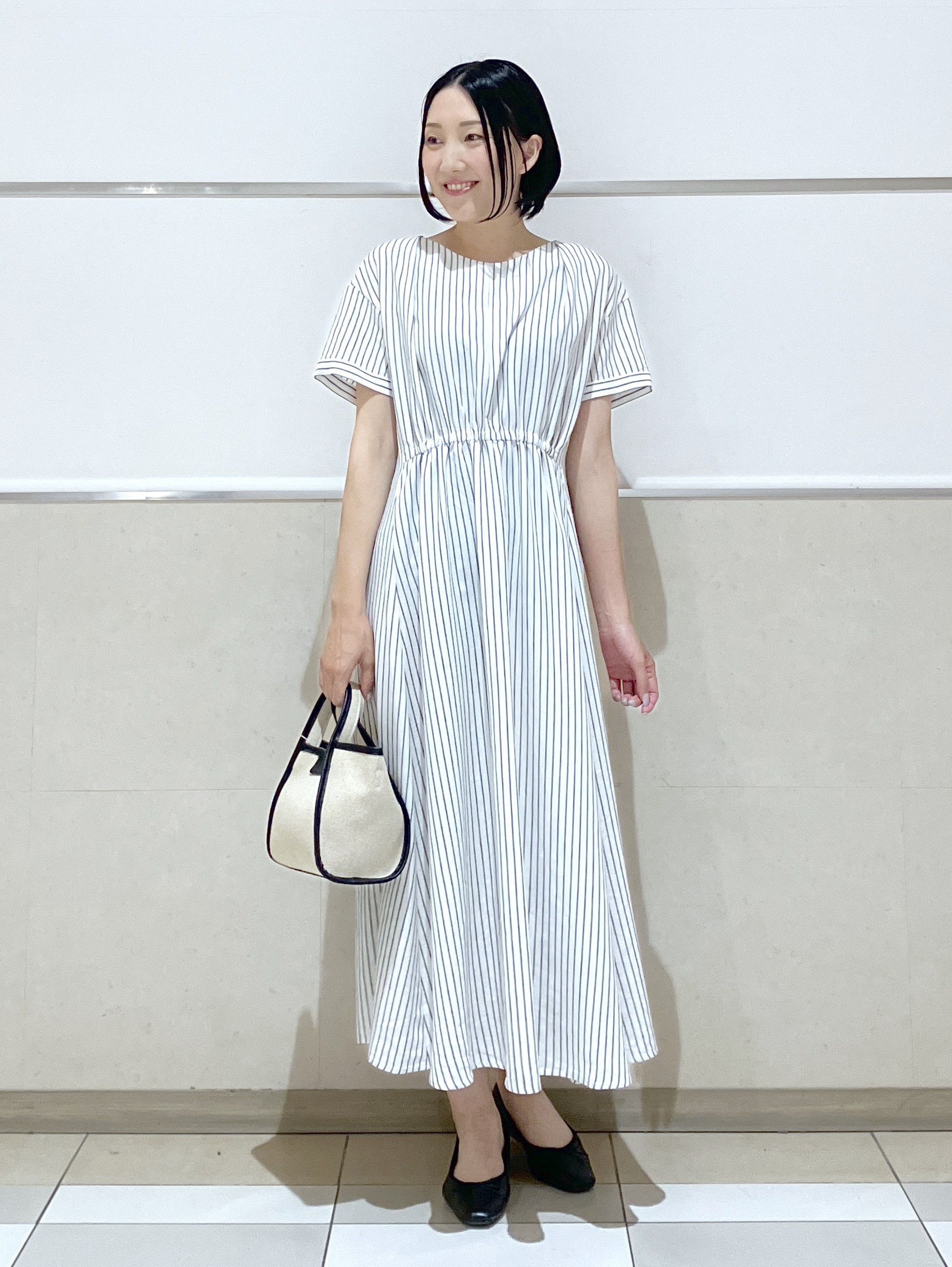 eriko さんの「Dessin｜【洗える】ウエストギャザーリネン混ワンピース」を使ったコーディネート