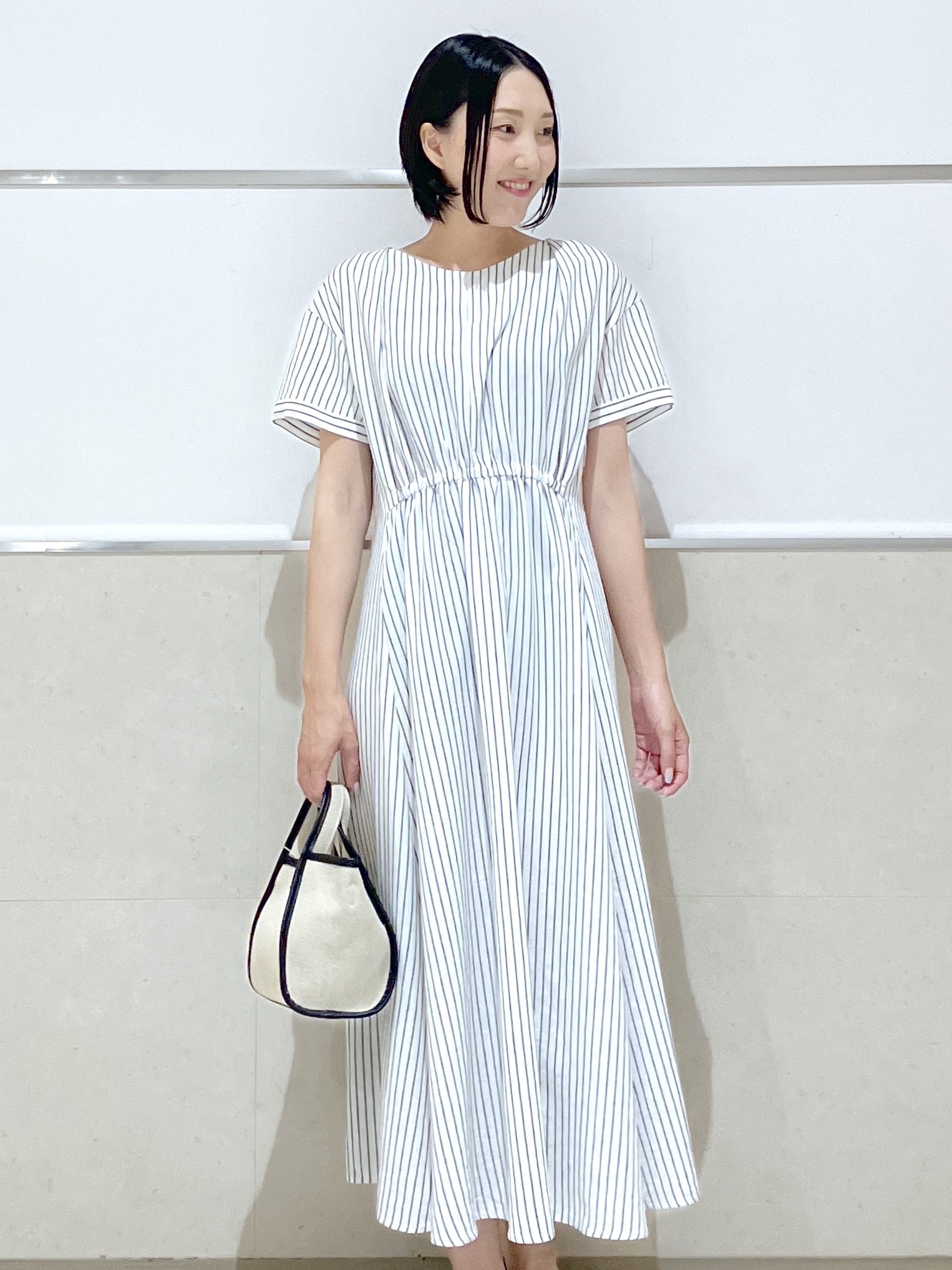 eriko さんの「Dessin｜【洗える】ウエストギャザーリネン混ワンピース」を使ったコーディネート