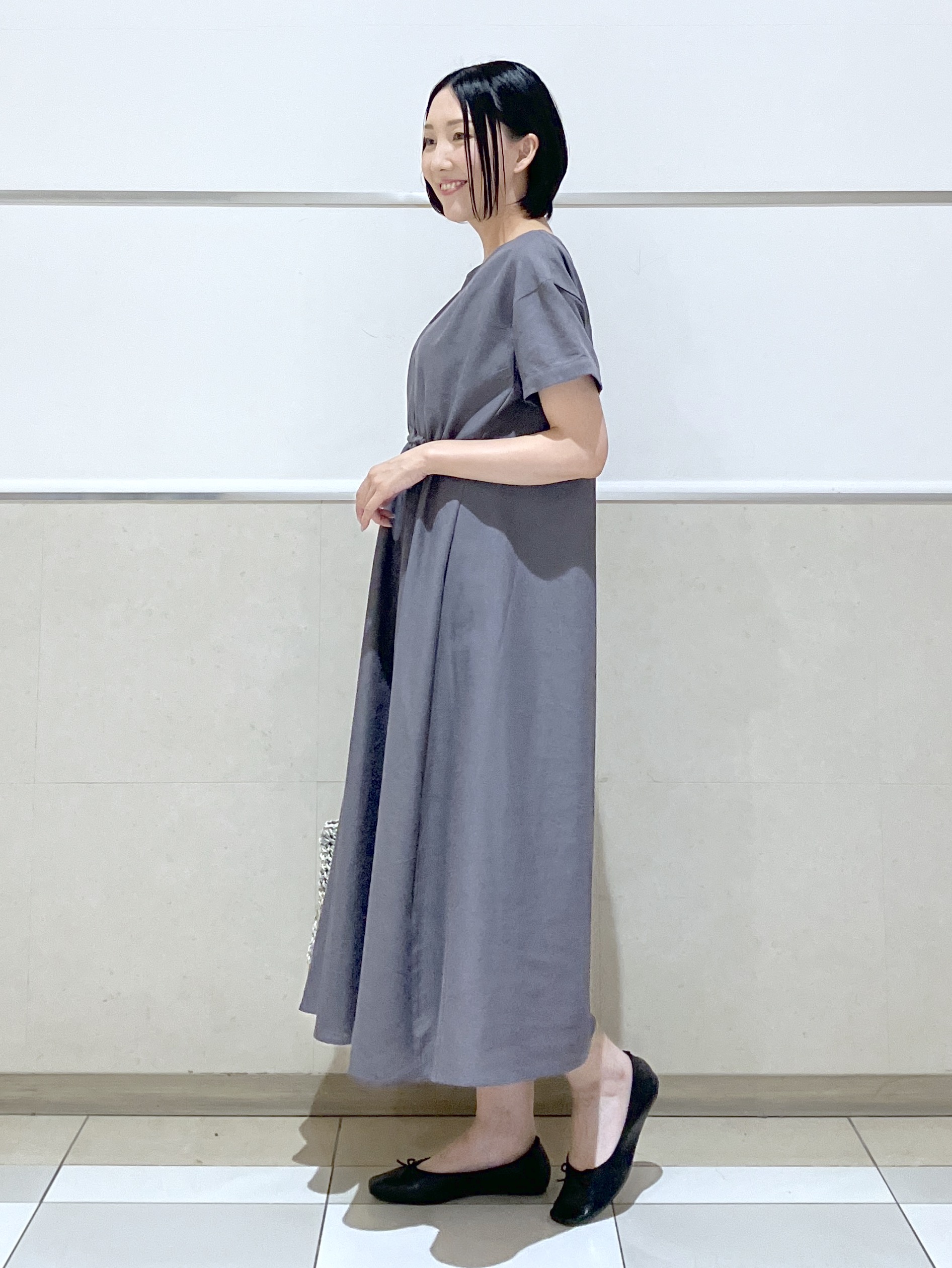 eriko さんの「Dessin｜レザー調スクエアトゥ  フラットパンプス」を使ったコーディネート