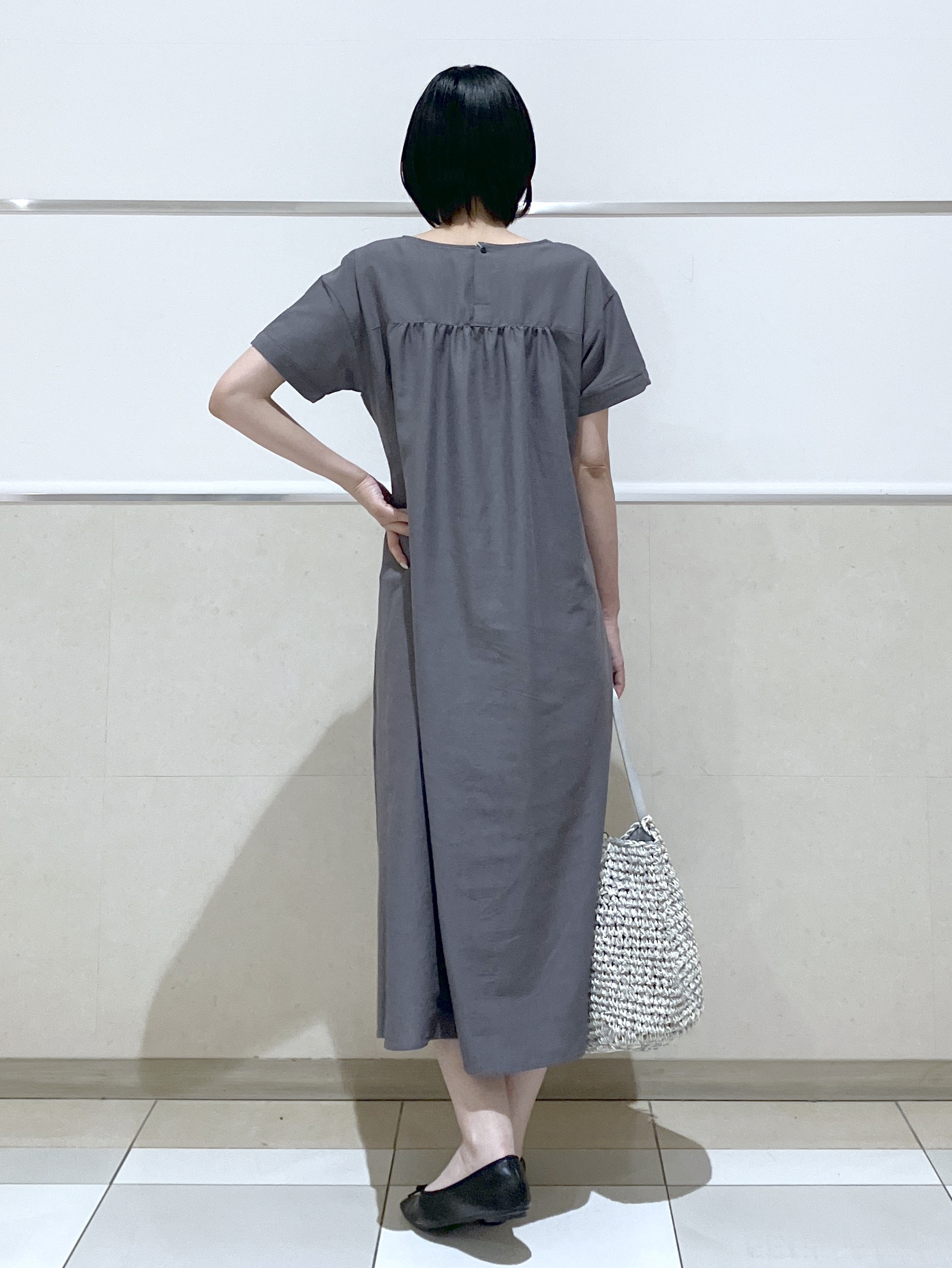 eriko さんの「Dessin｜レザー調スクエアトゥ  フラットパンプス」を使ったコーディネート