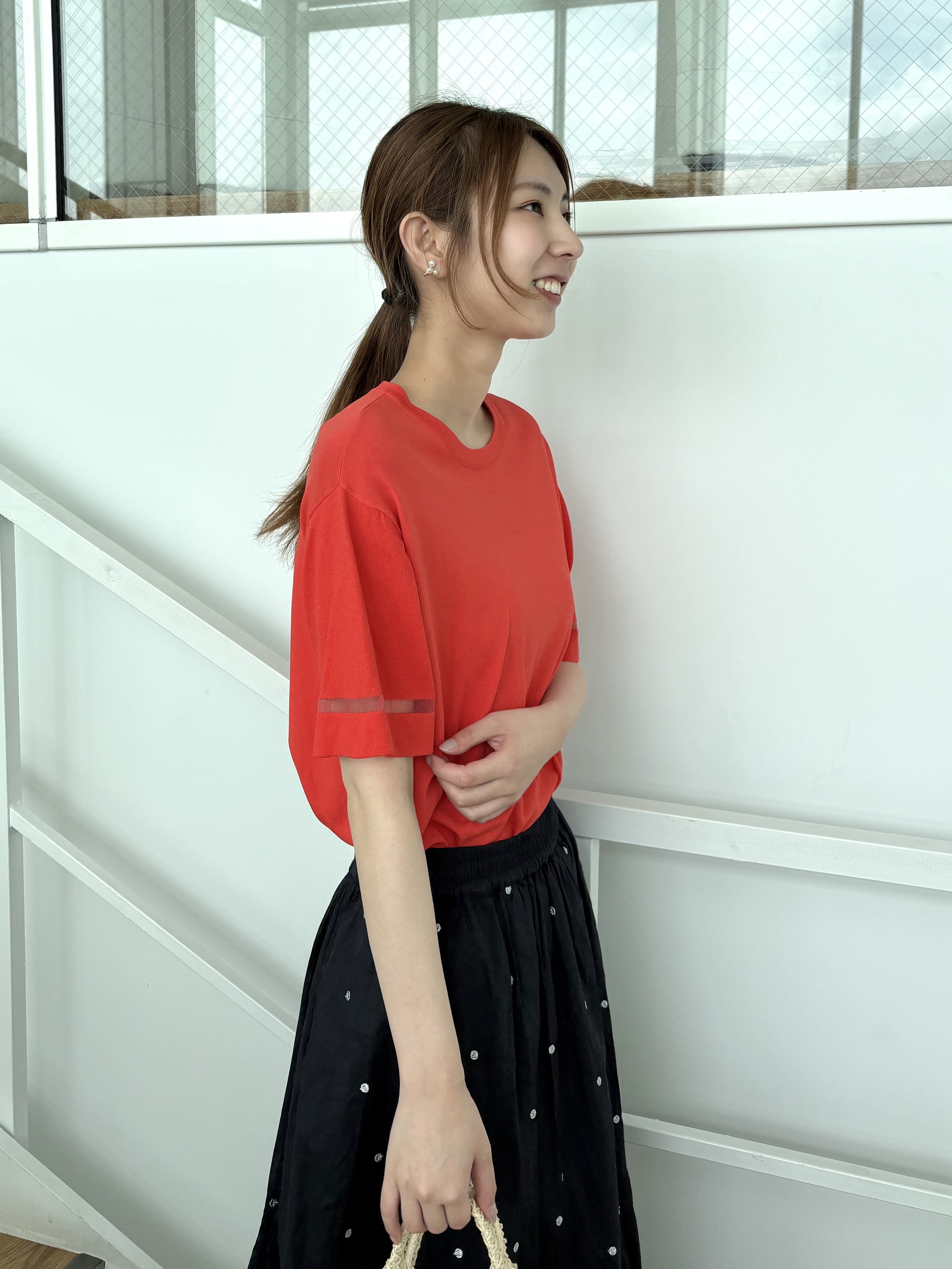 めぐさんの「OPAQUE.CLIP｜【UV／接触冷感／抗ピル】袖口ラインシアーさらりニット《洗濯機OK》」を使ったコーディネート