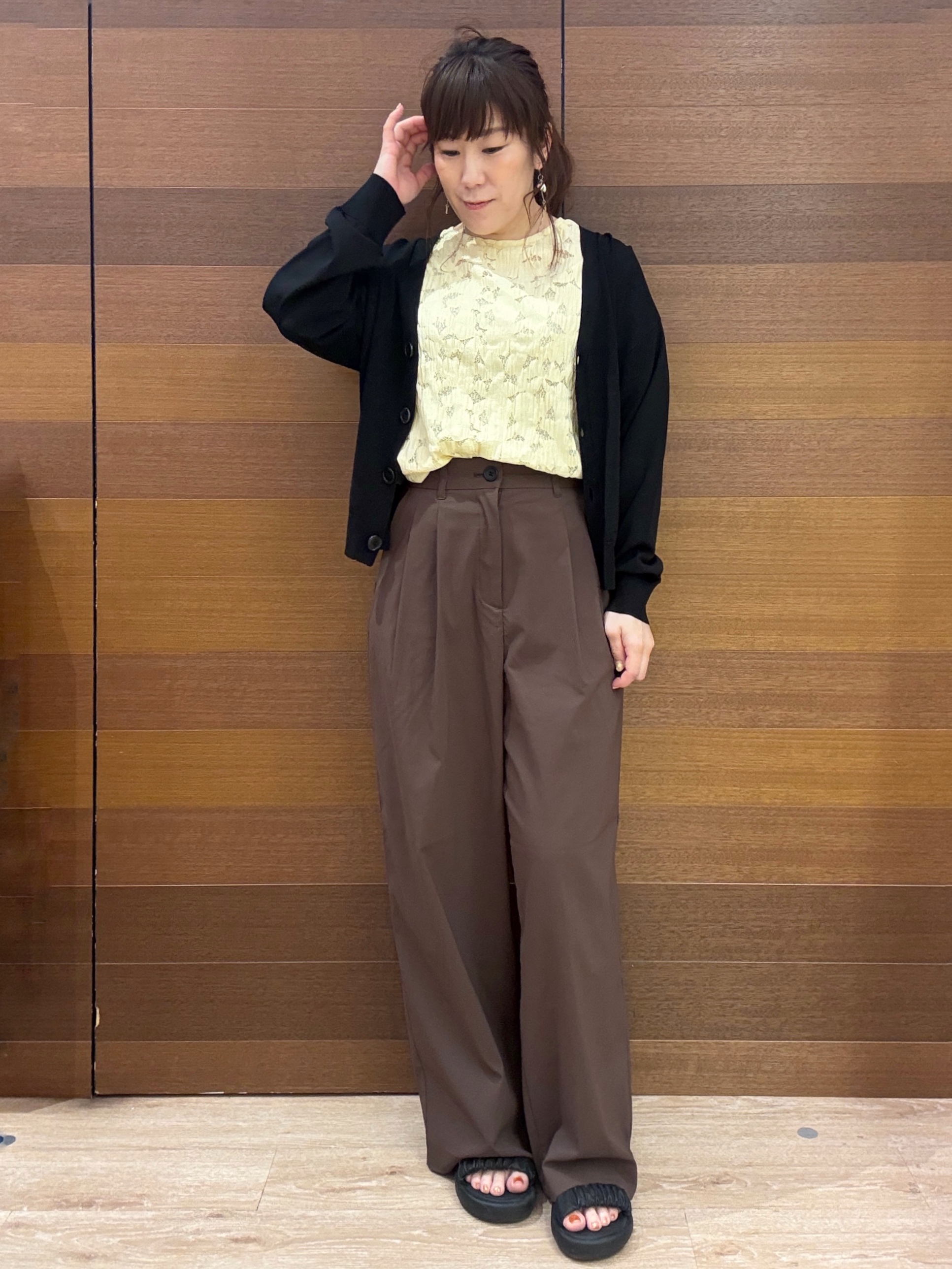 maichiさんの「OPAQUE.CLIP｜【UV／接触冷感】Vネックリラクシーニットカーディガン《洗濯機OK／抗ピル》」を使ったコーディネート