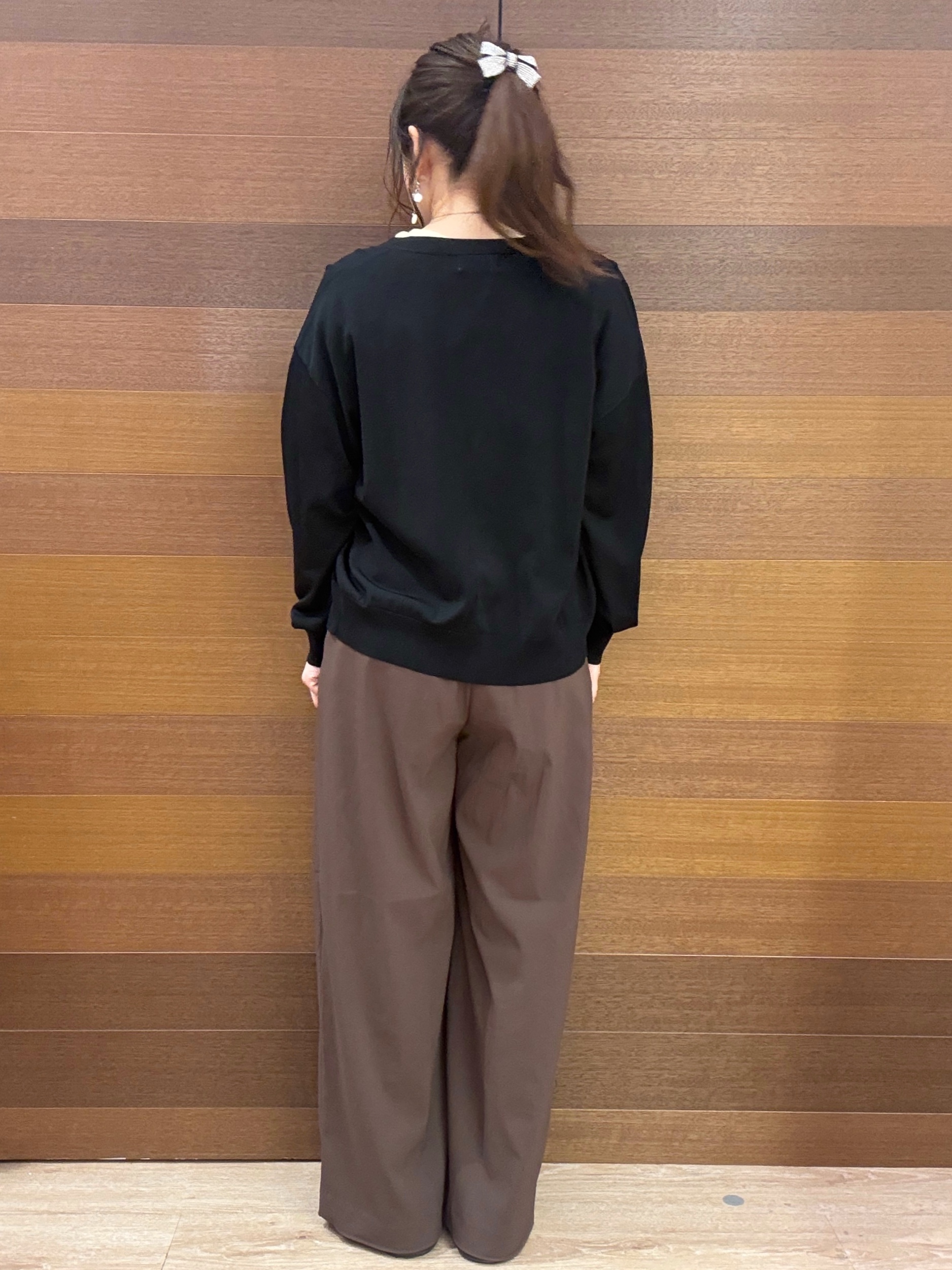 maichiさんの「OPAQUE.CLIP｜【UV／接触冷感】Vネックリラクシーニットカーディガン《洗濯機OK／抗ピル》」を使ったコーディネート