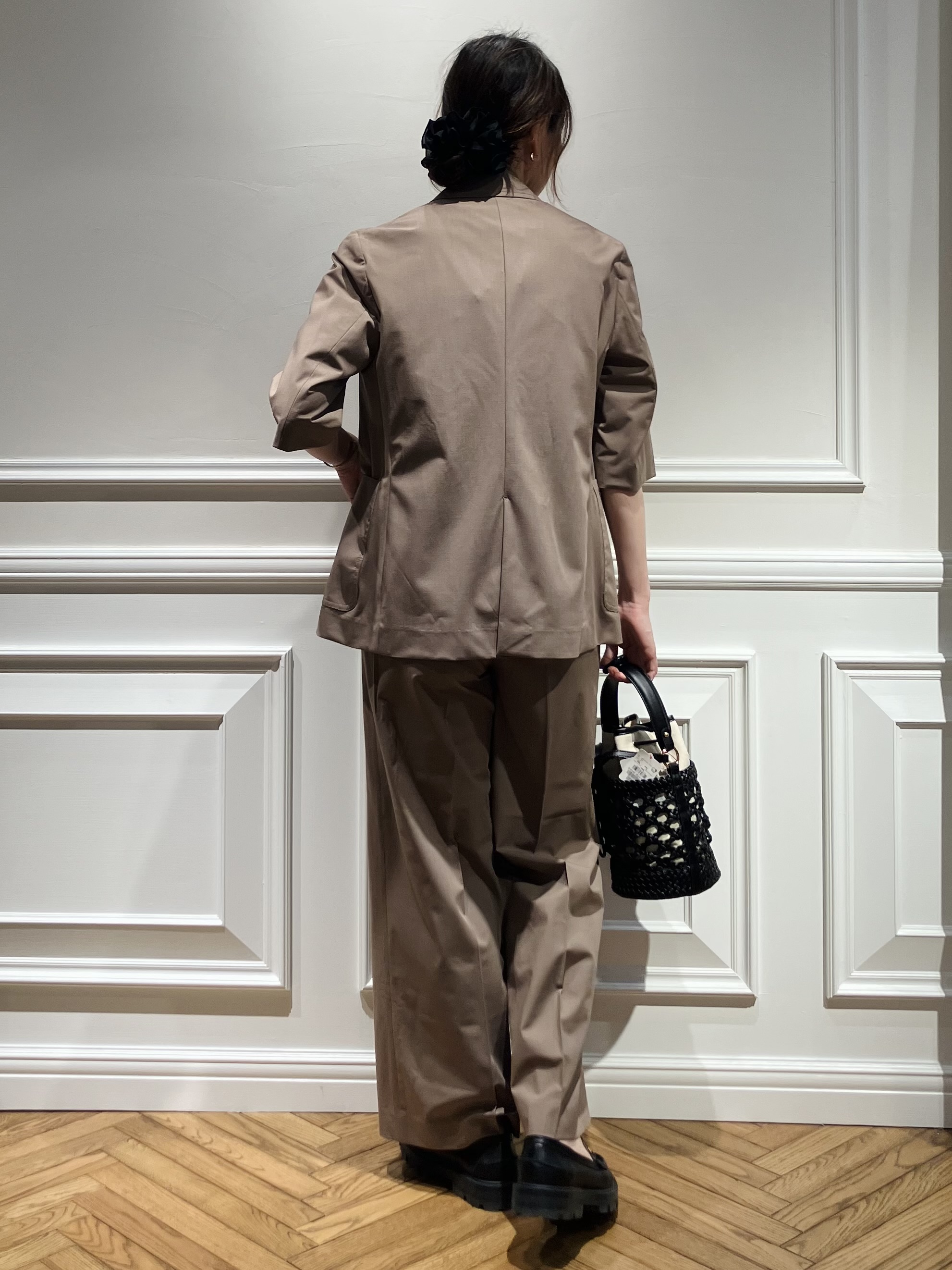TSUKUIさんの「DRESSTERIOR｜【接触冷感/セットアップ可】 2WAYストレッチスリークオータージャケット」を使ったコーディネート