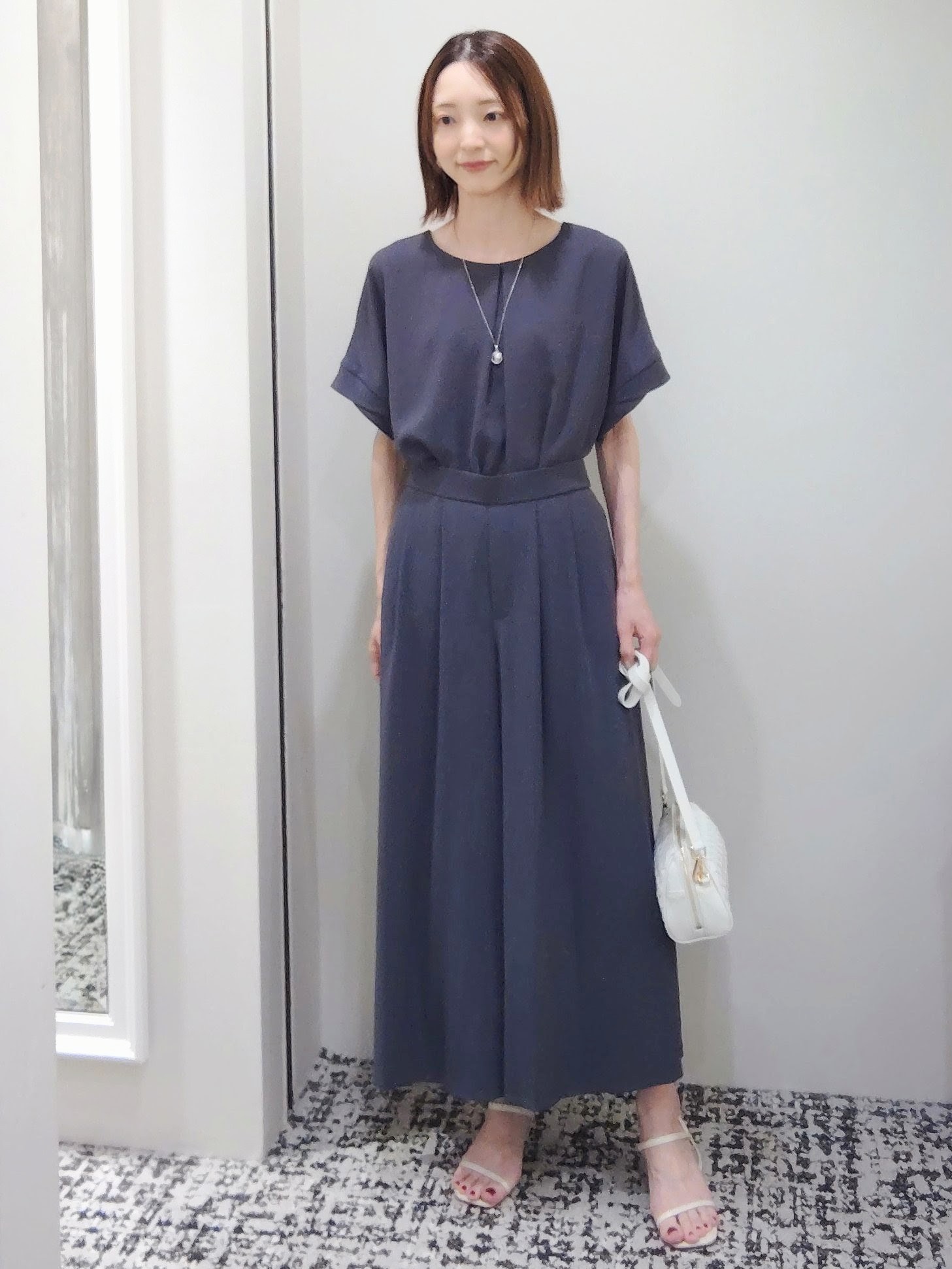 terumiさんの「UNTITLED｜【セットアップ可/UVカット/前後2WAY】リラクシーフレンチスリーブブラウス」を使ったコーディネート