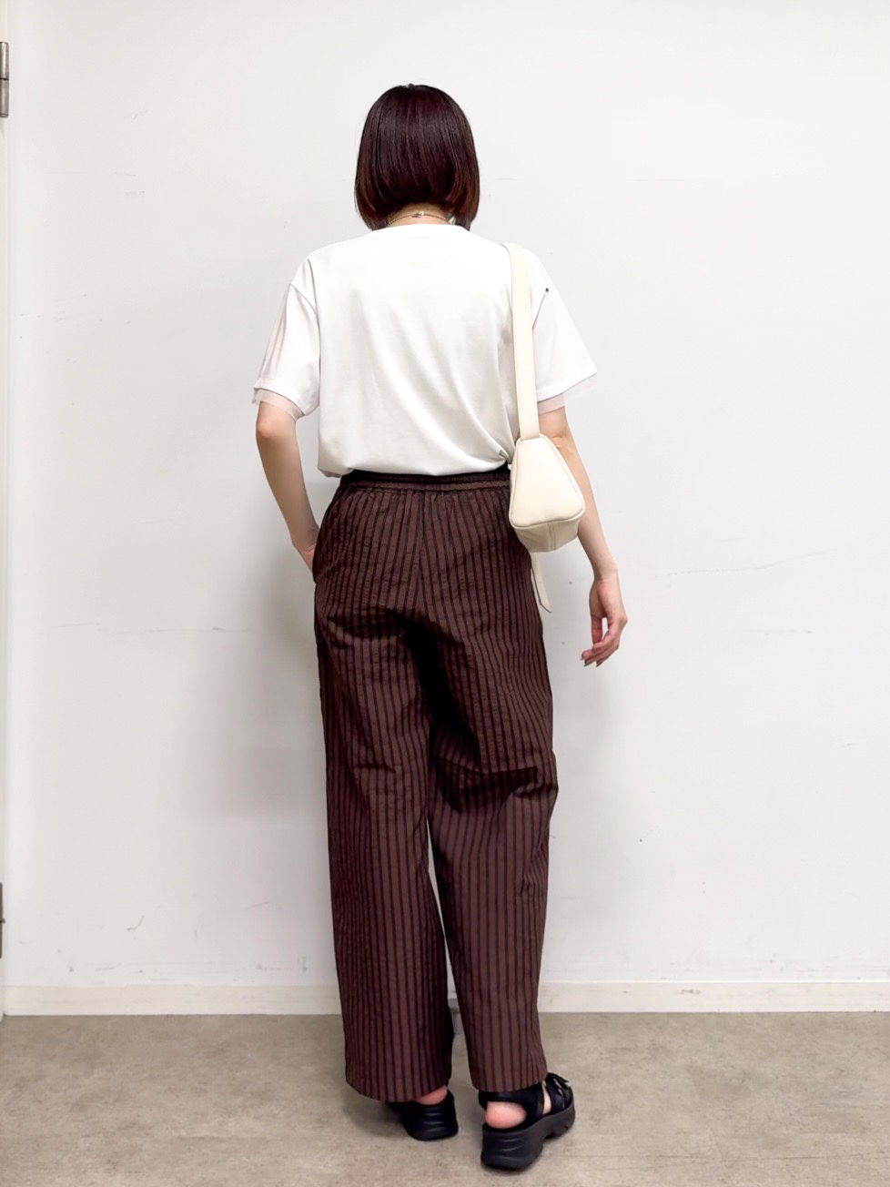 𝐜𝐡𝐢𝐤𝐚さんの「SHOO･LA･RUE｜【S-LL/吸水速乾/セットアップ可】羽織るだけで主役になる サッカーストライプシャツジャケット」を使ったコーディネート