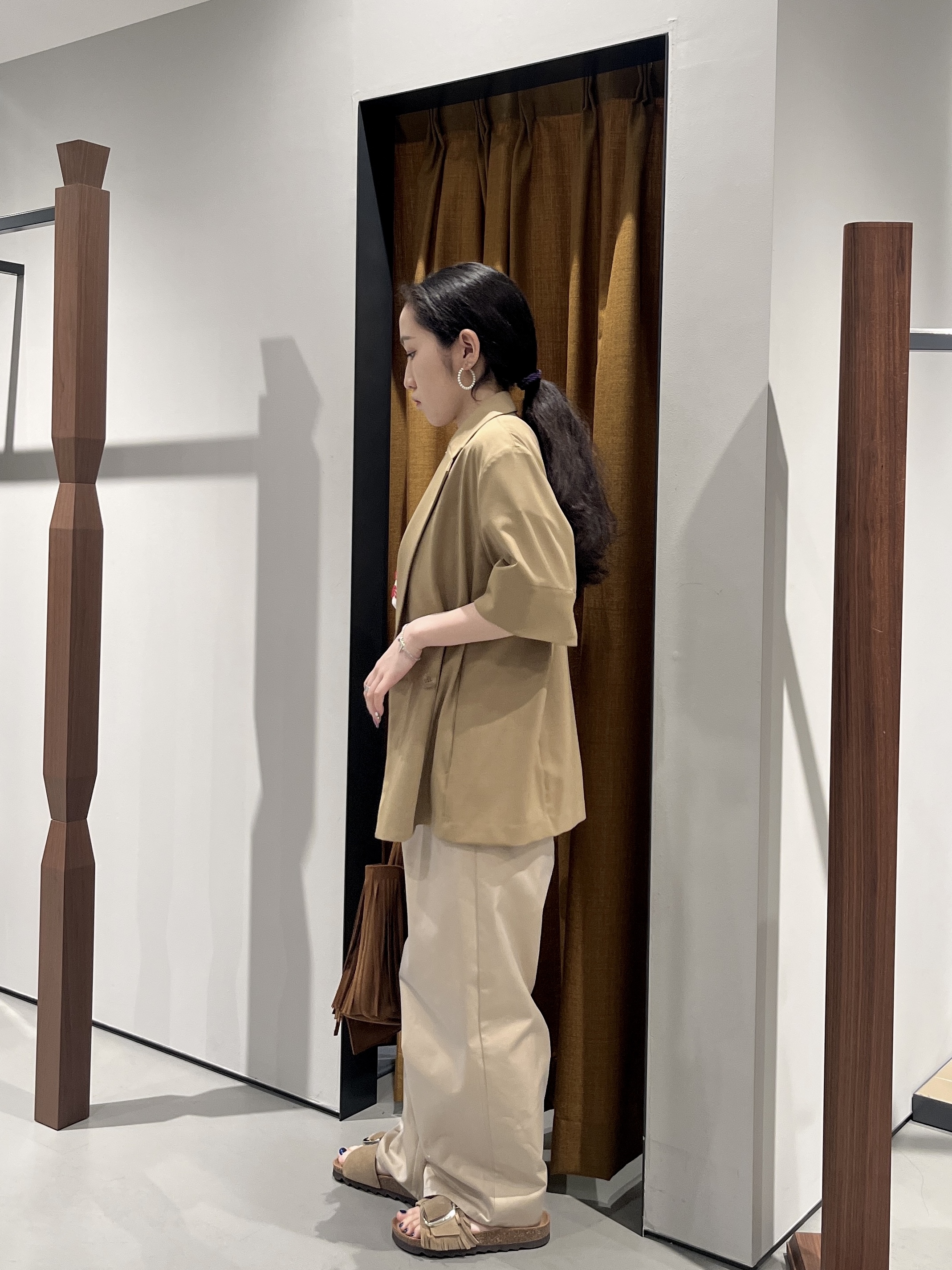 Uminoさんの「INDIVI｜Comfy SET UP｜ハーフスリーブジャケット【セットアップ対応／通勤／接触冷感／UVカット】」を使ったコーディネート