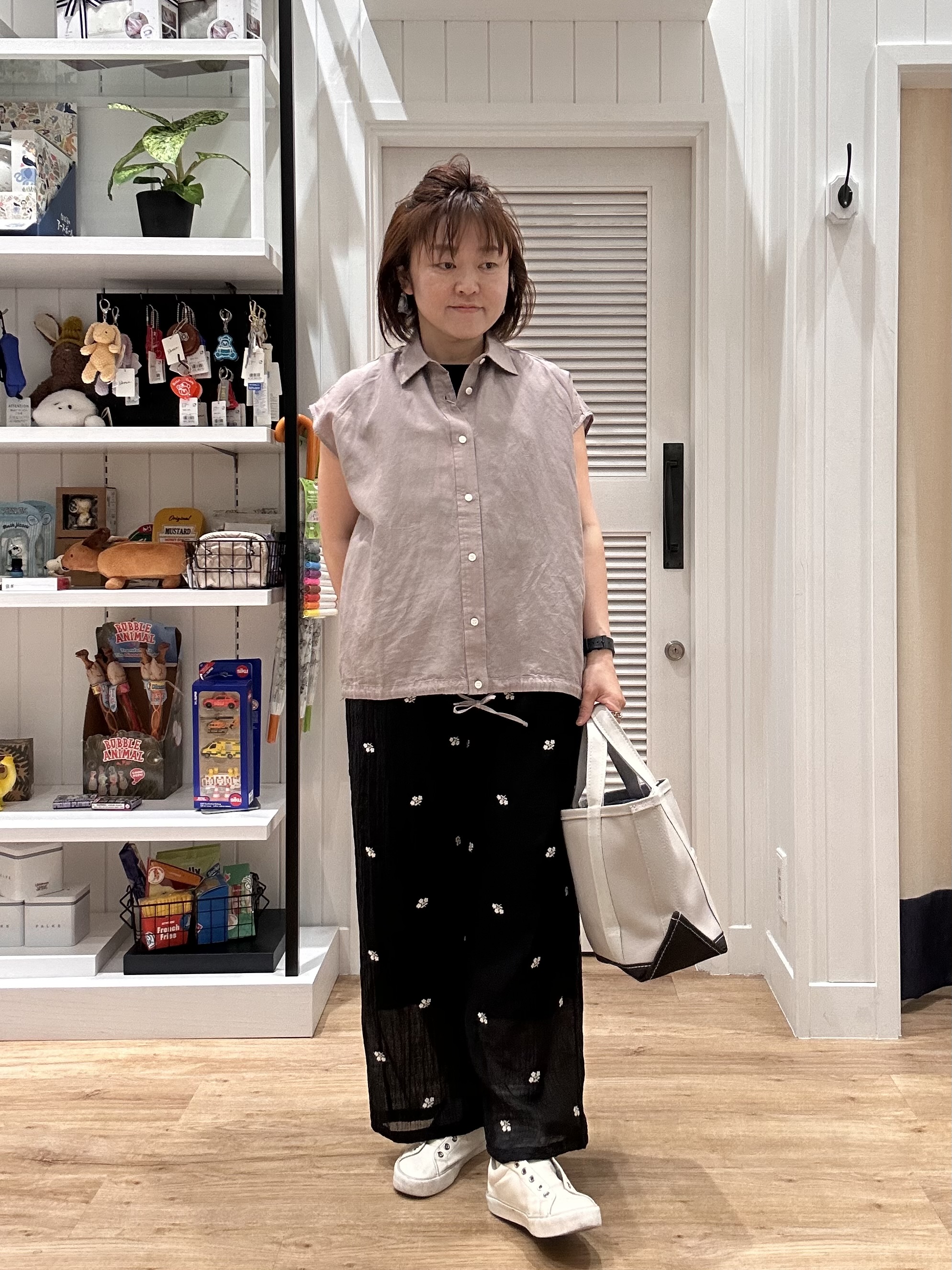 Aiさんの「Dessin｜リネンブレンド フレンチスリーブドロストシャツ」を使ったコーディネート
