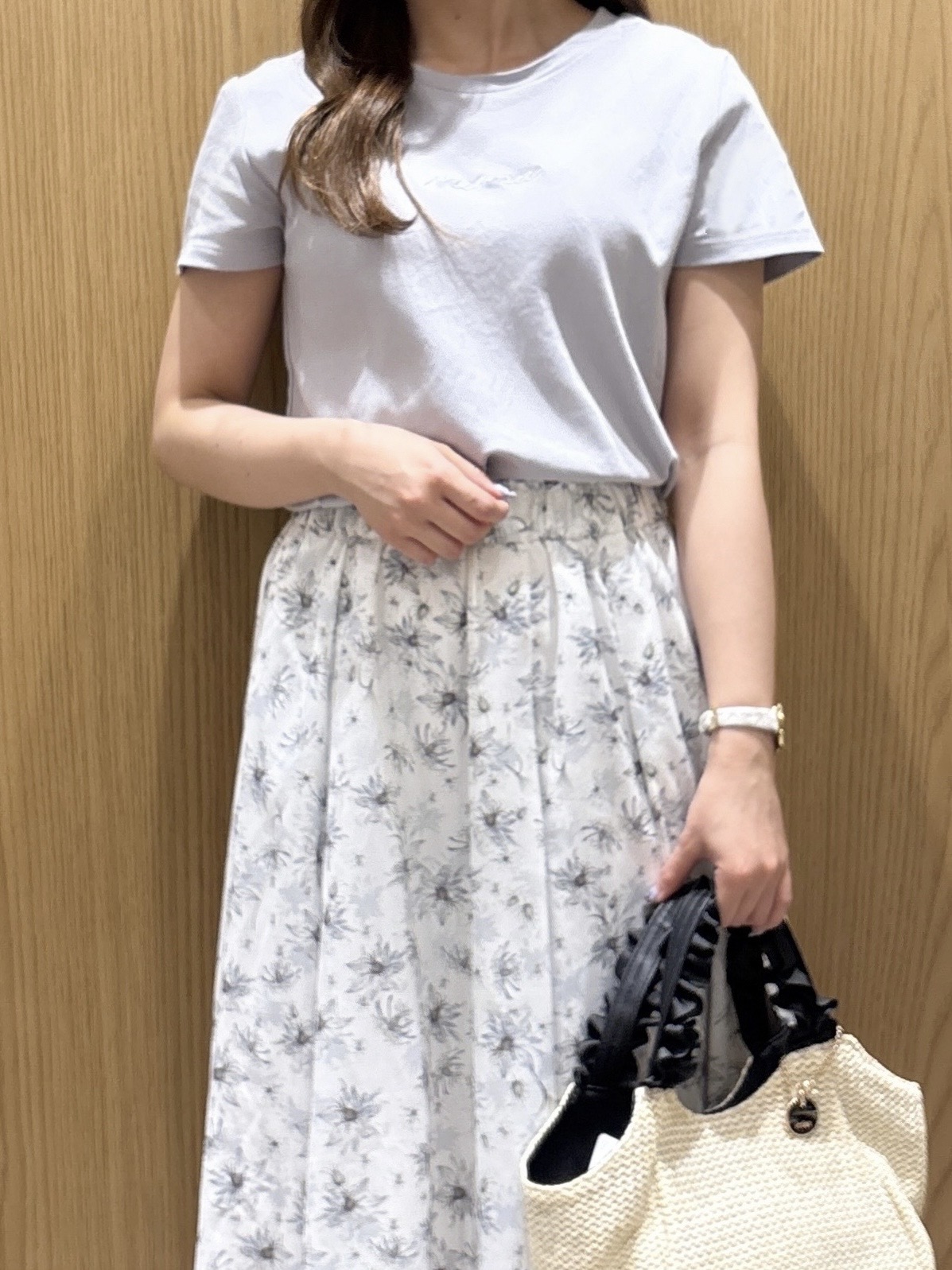 ゆいさんの「index｜【UVケア／接触冷感】フロントロゴ刺繍Tシャツ《洗濯機OK／S-3L／7col》」を使ったコーディネート
