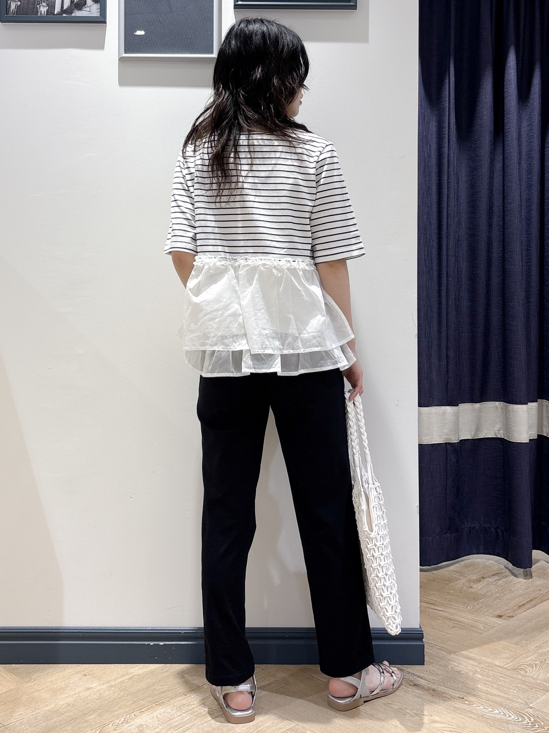 ayakaさんの「grove｜【体型カバー】INせず決まる、ウエストシアーフリルTシャツ」を使ったコーディネート