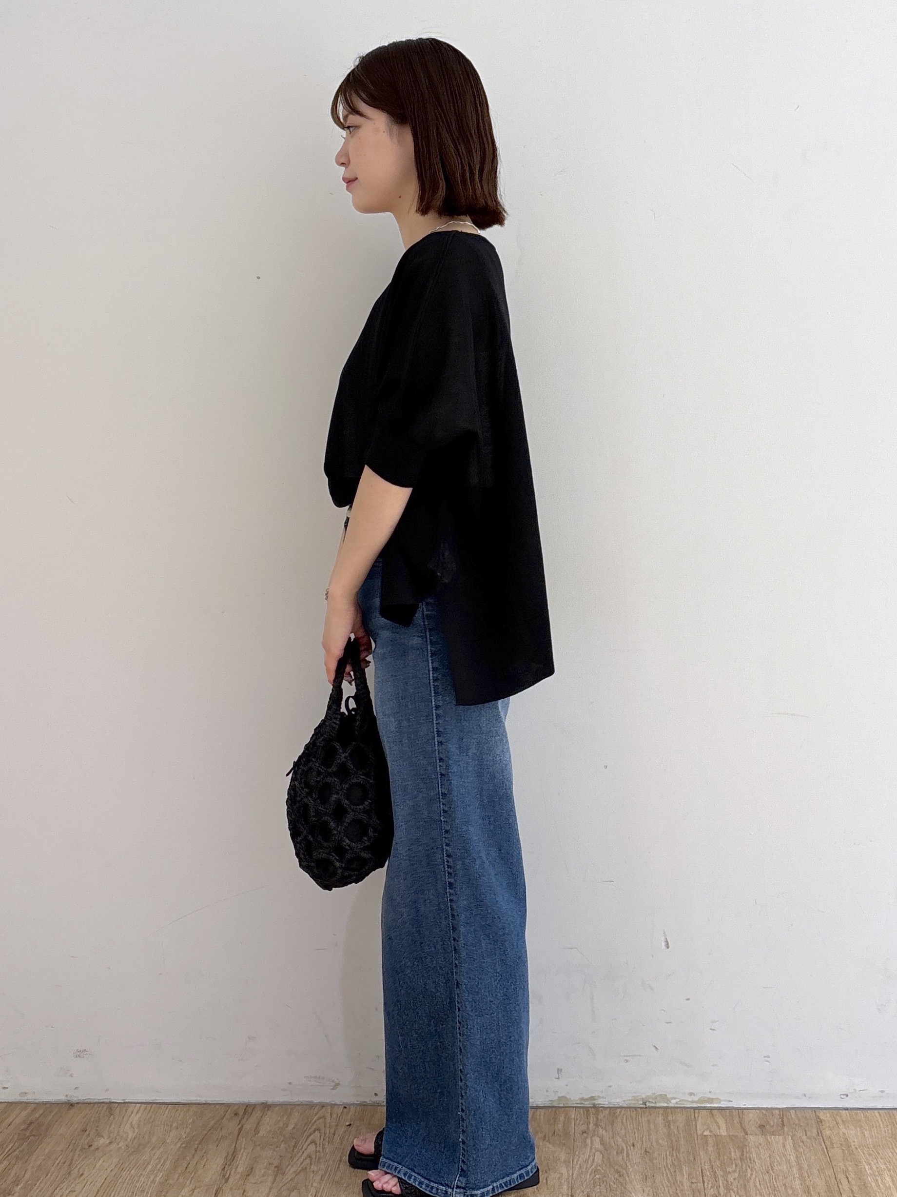 mireiさんの「OPAQUE.CLIP｜ドライタッチドルマンニット【洗濯機OK】」を使ったコーディネート