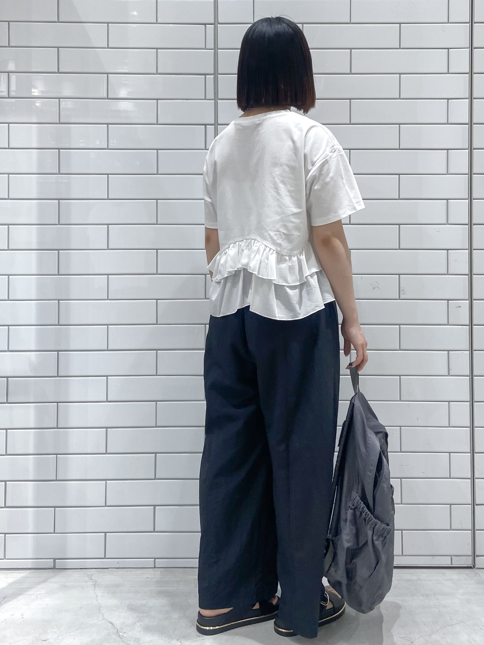 kimiさんの「OPAQUE.CLIP｜裾フリルドッキングTシャツ【洗濯機OK】」を使ったコーディネート