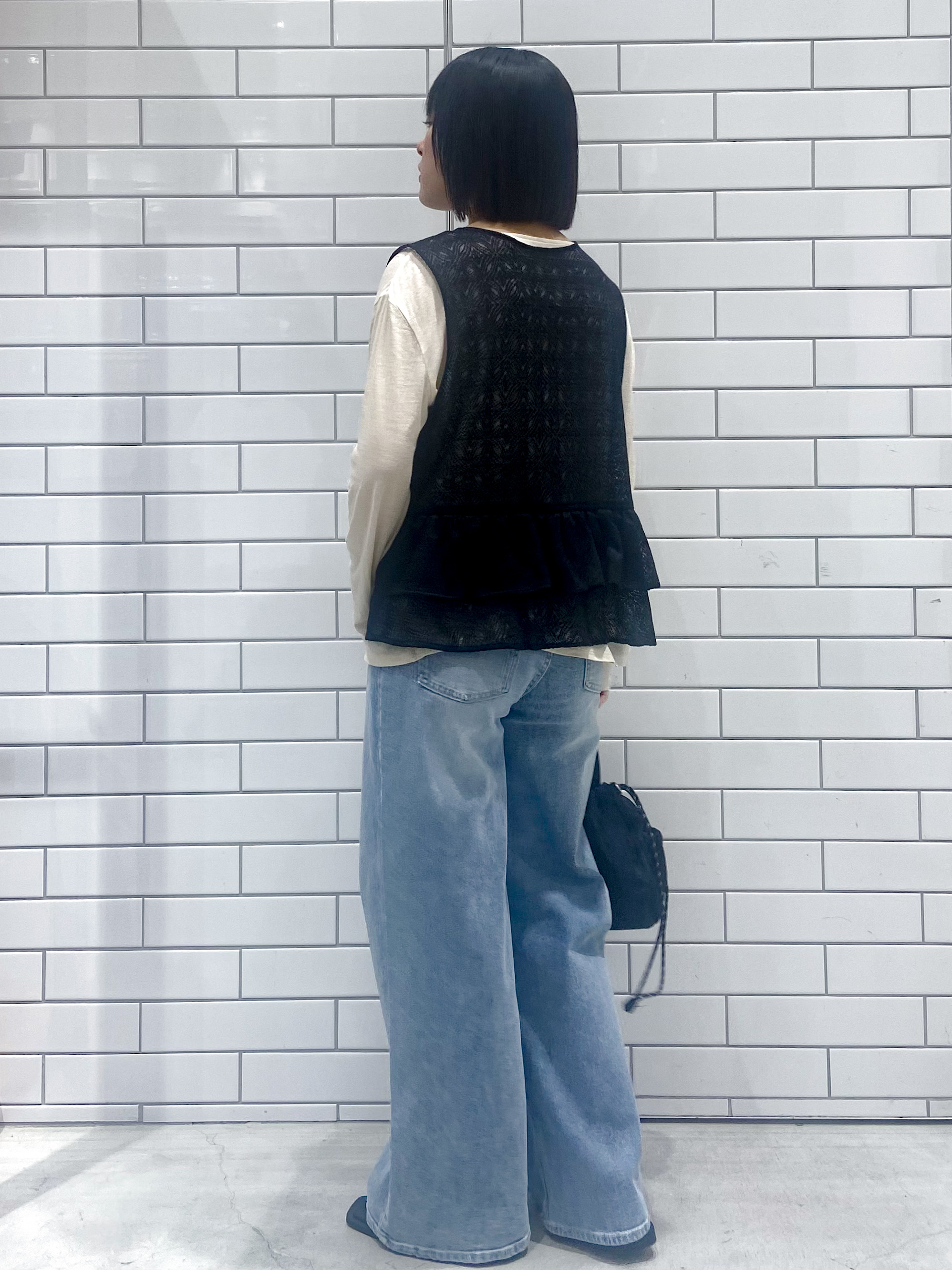 kimiさんの「OPAQUE.CLIP｜レースペプラムジレ【洗濯機OK】」を使ったコーディネート