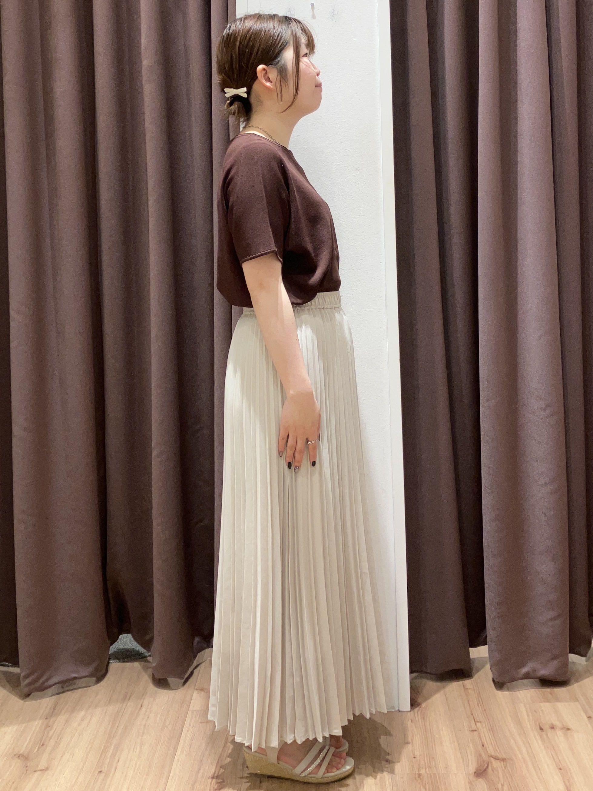 みちゃさんの「grove｜【シリーズ累計36万枚！名品ニット】やわらかドライタッチ ドルマンニット」を使ったコーディネート