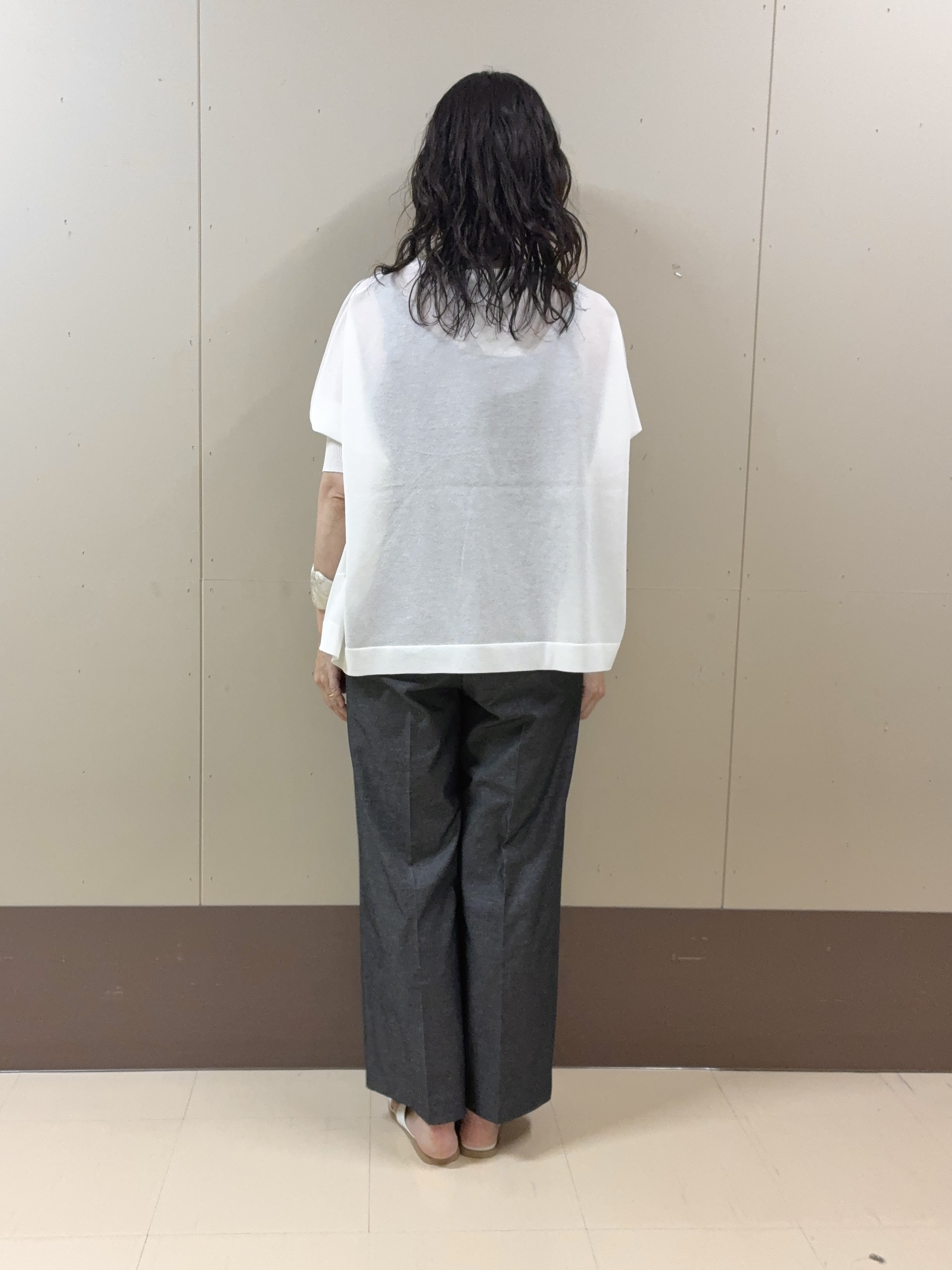 Noriさんの「UNTITLED｜【アンサンブル可/洗える】シアーレーヨンニット」を使ったコーディネート