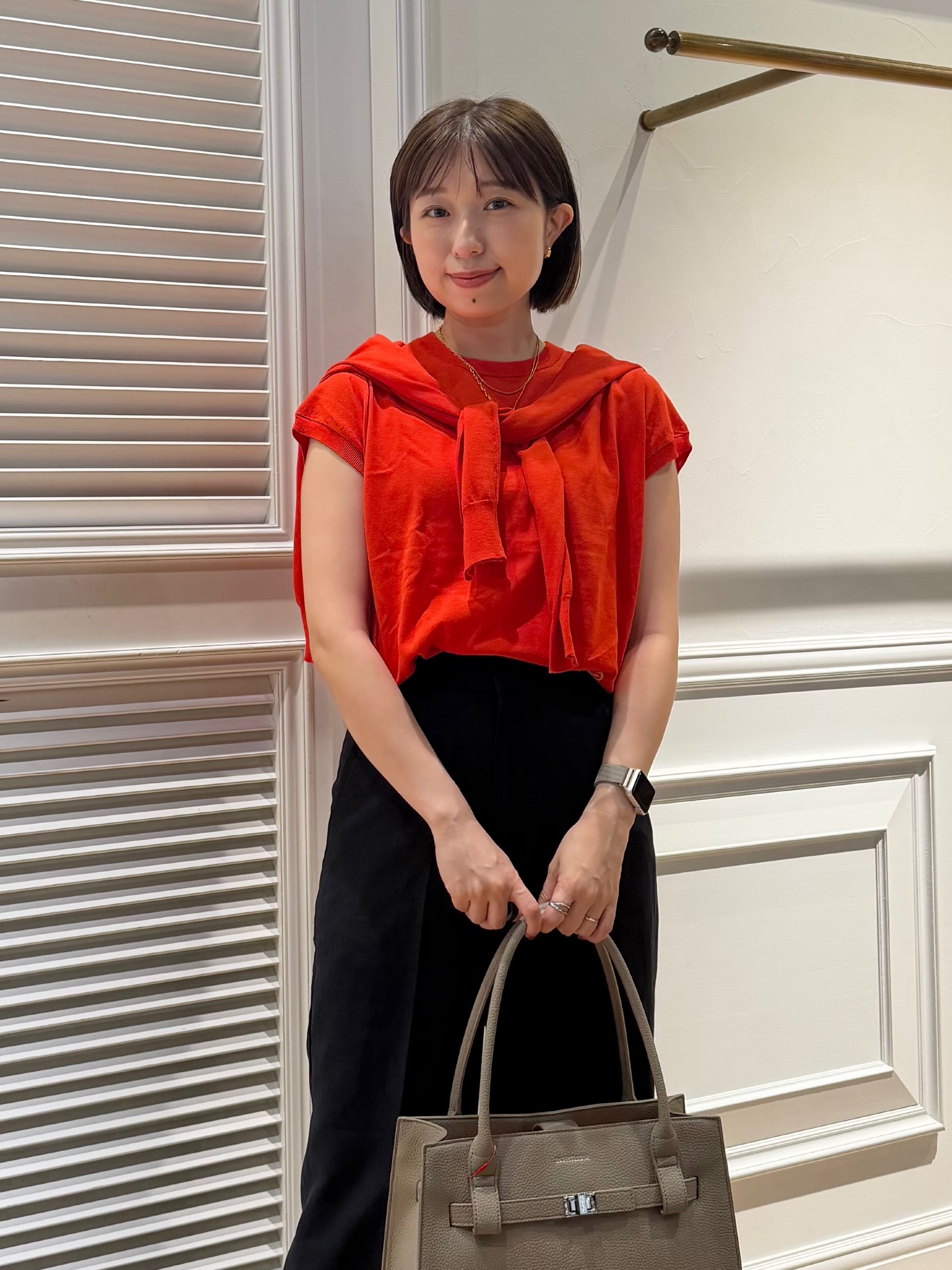 つじ まこさんの「DRESSTERIOR｜【ウォッシャブル】コットンシルクフレンチスリーブニット」を使ったコーディネート