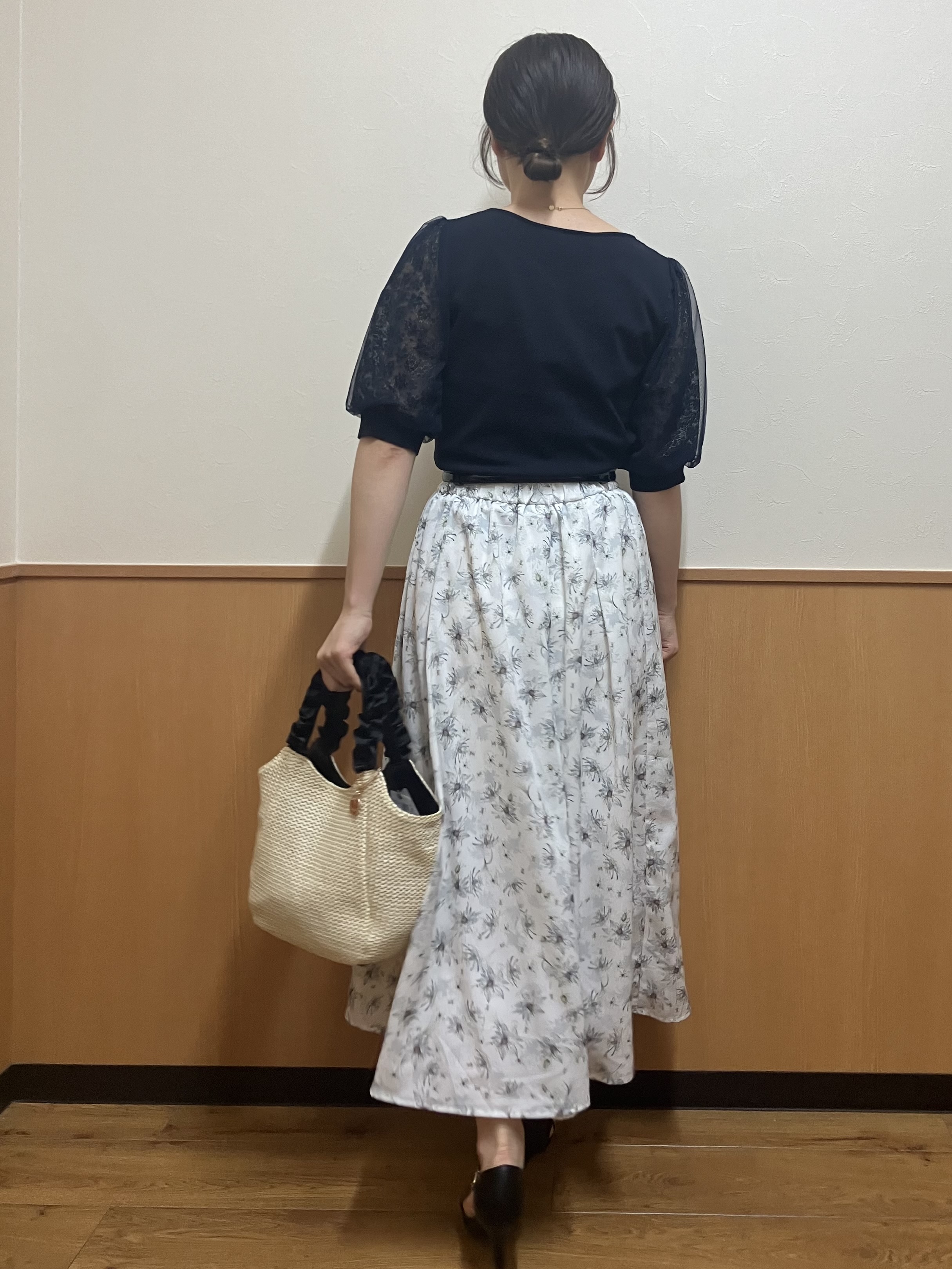 MAYUKIさんの「index｜【UVケア】レーススリーブハートネックニット《洗濯機OK／抗ピル／XS～LL》」を使ったコーディネート