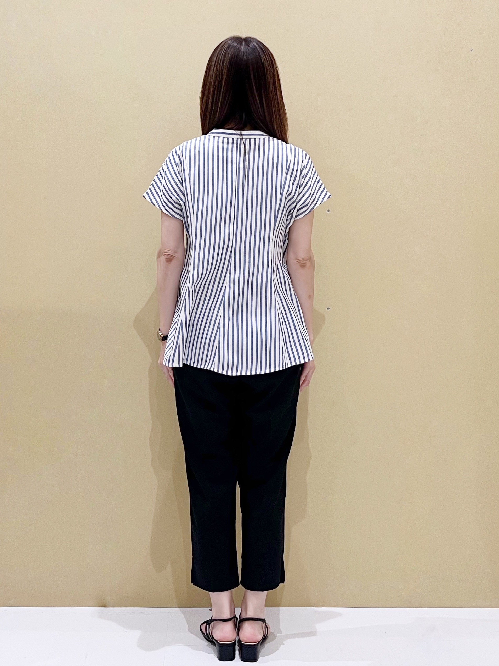 yukariさんの「OPAQUE.CLIP｜【接触冷感】ニットカーディガン《洗濯機OK／抗ピリング》」を使ったコーディネート