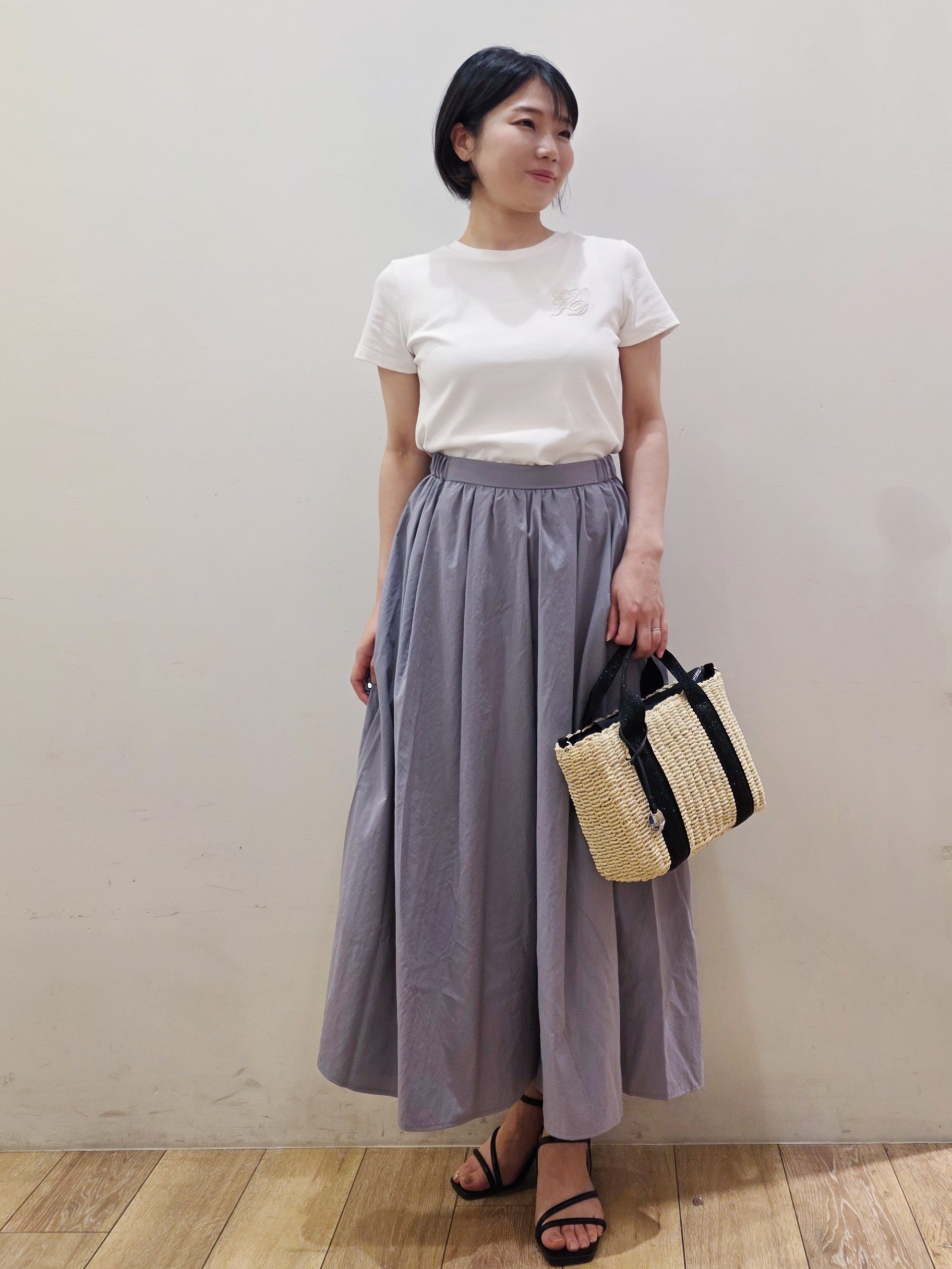 yuyuさんの「OPAQUE.CLIP｜フラワー刺繍シアーシャツ【洗濯機OK／イージーアイロン】」を使ったコーディネート