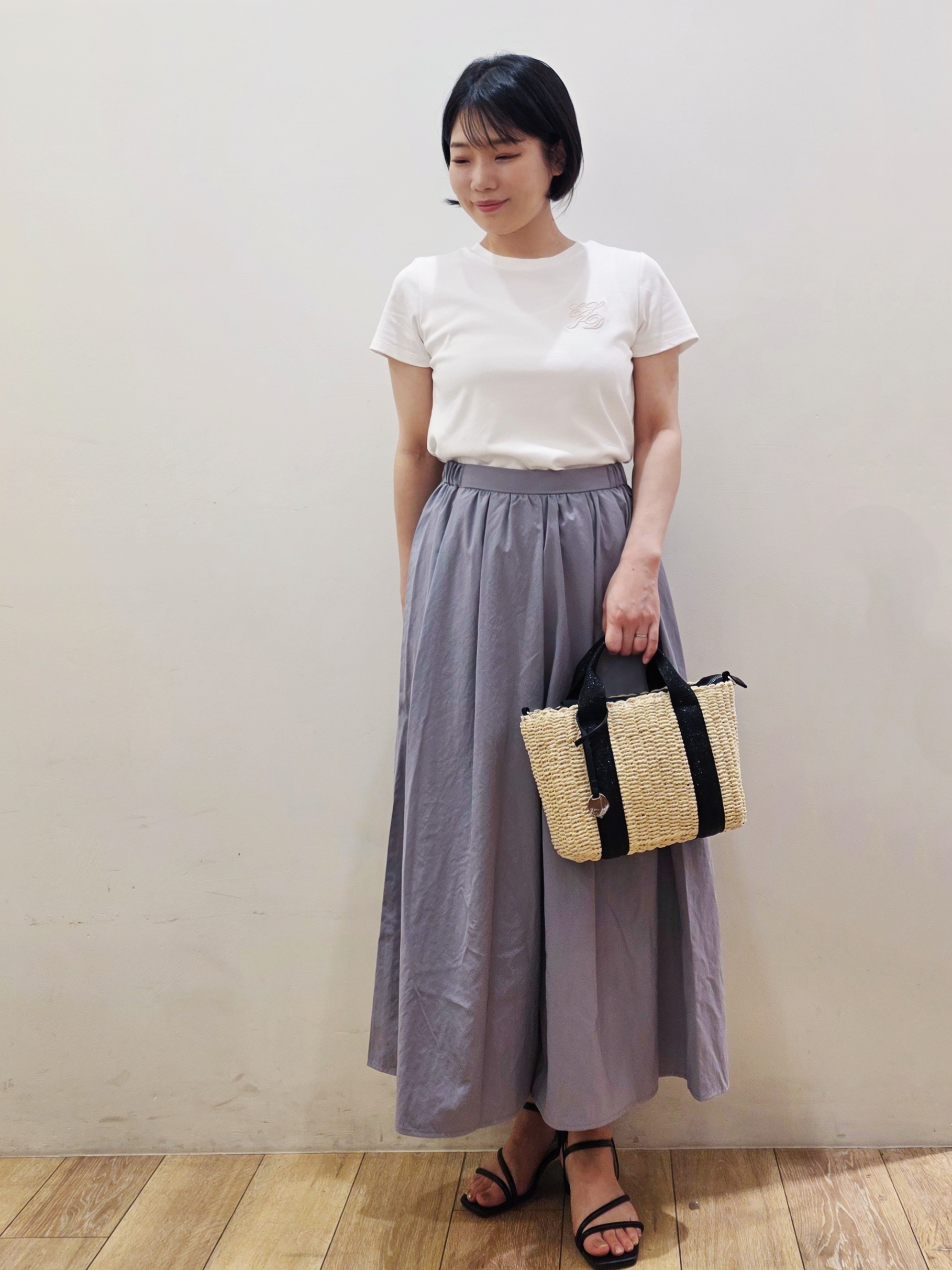 yuyuさんの「OPAQUE.CLIP｜フラワー刺繍シアーシャツ【洗濯機OK／イージーアイロン】」を使ったコーディネート