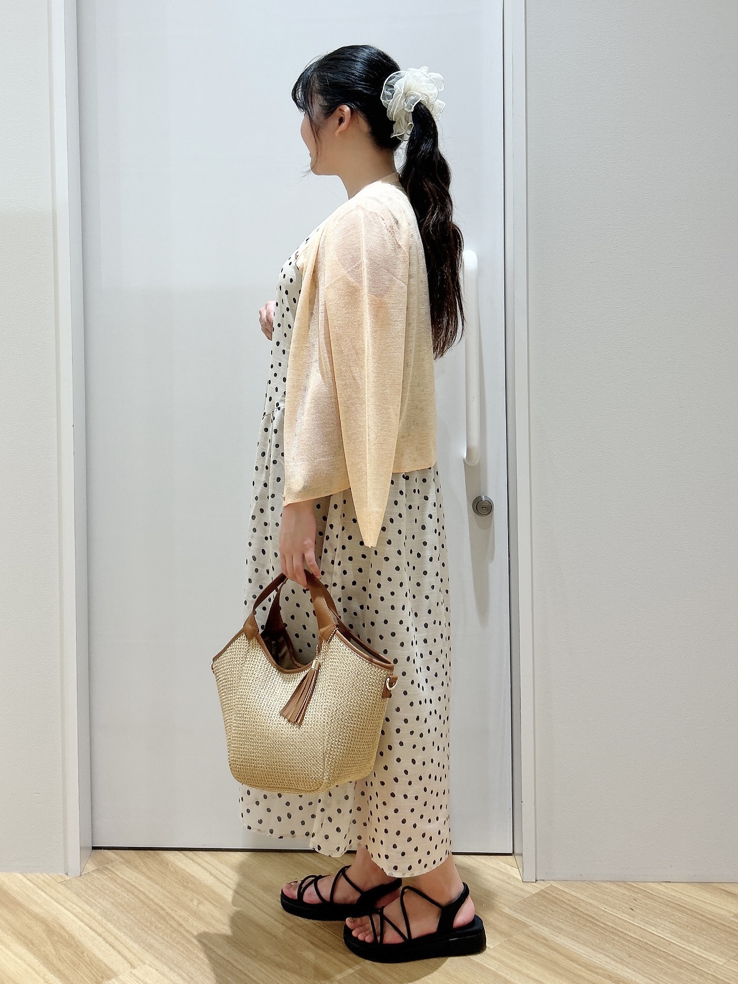 みいさんの「grove｜高評価！【洗える/名品】大人の透け感、シアーカーディガン」を使ったコーディネート