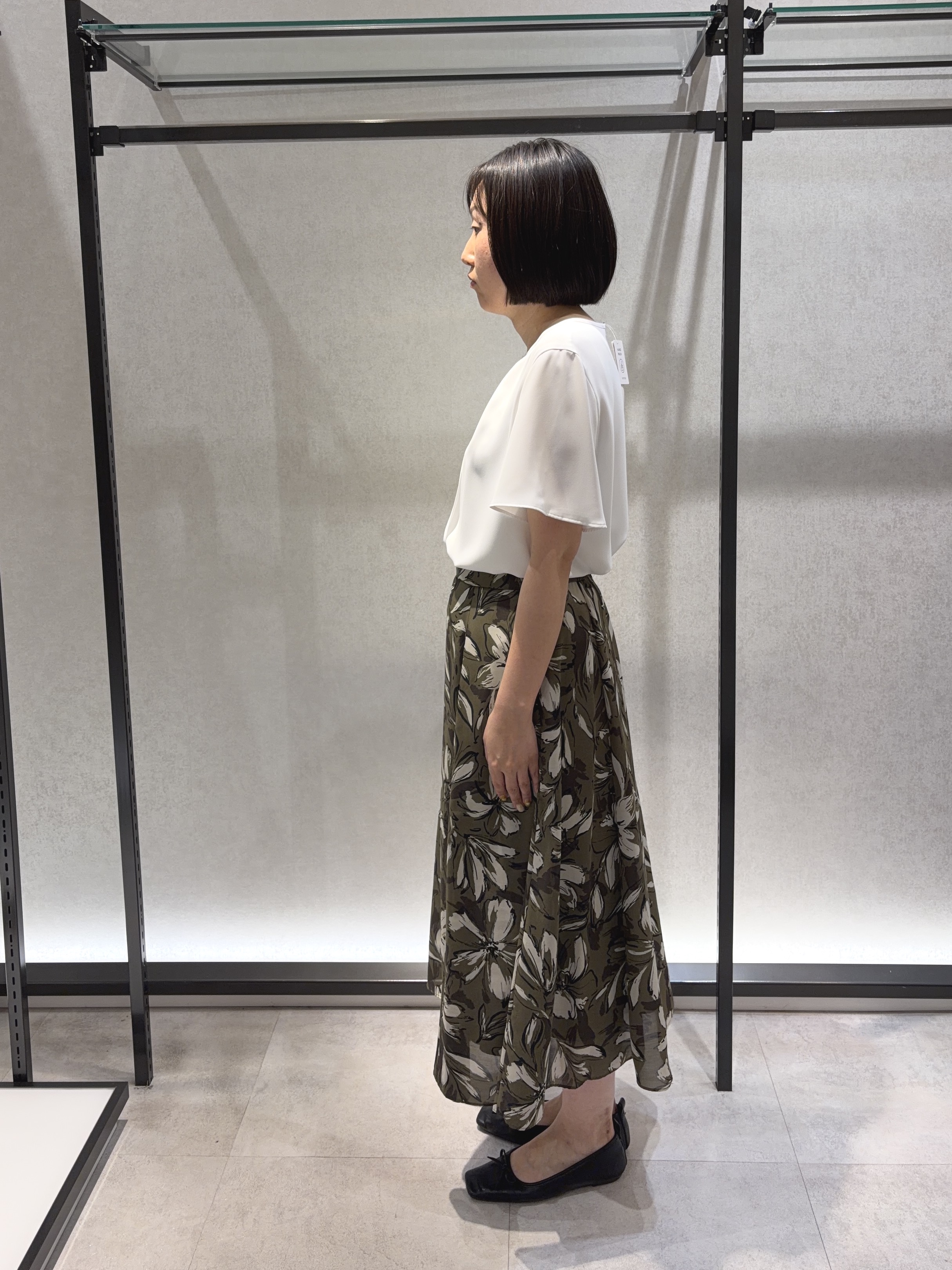 わたなべさんの「UNTITLED｜◆【ストレッチ性/洗える】短丈ニットカーディガン」を使ったコーディネート