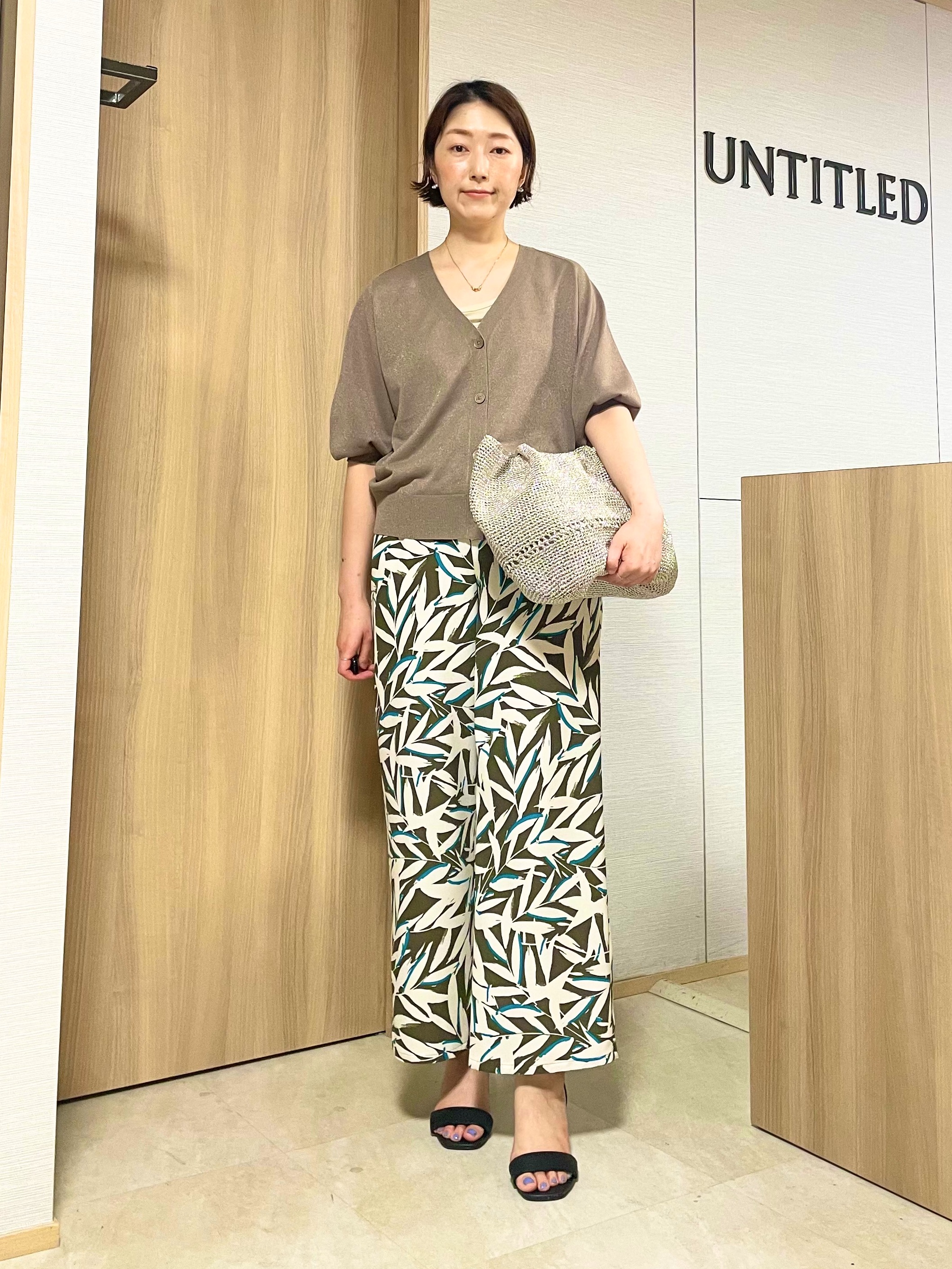aliceさんの「UNTITLED｜【アンサンブル可/シアー】リネンエステルカーディガン」を使ったコーディネート