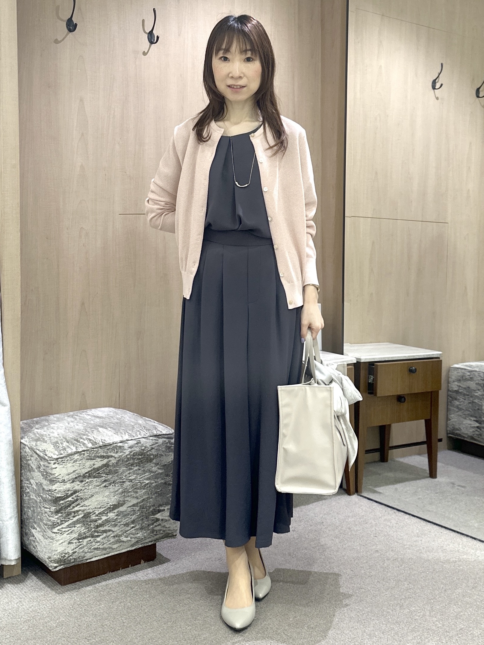 Miwaさんの「UNTITLED｜◆【アンサンブル可】ラメ混クルーネックカーディガン」を使ったコーディネート