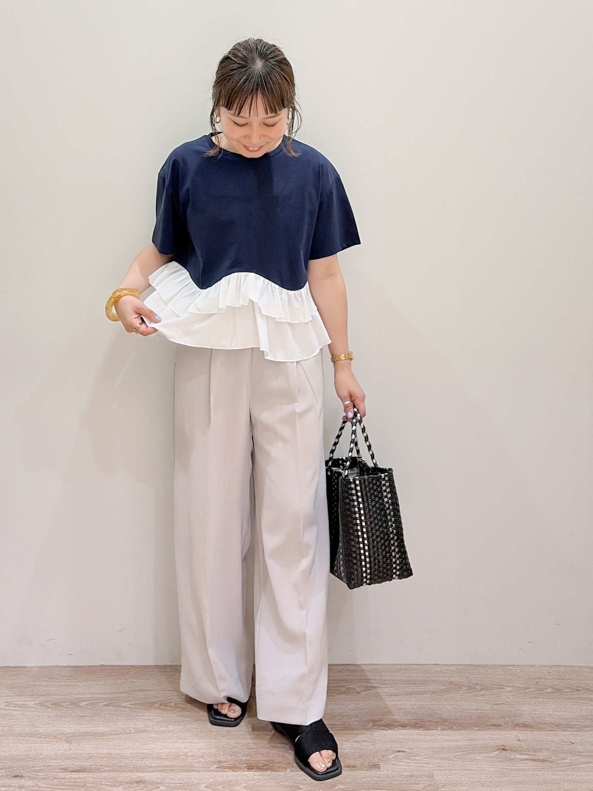 risayanさんの「OPAQUE.CLIP｜裾フリルドッキングTシャツ【洗濯機OK】」を使ったコーディネート
