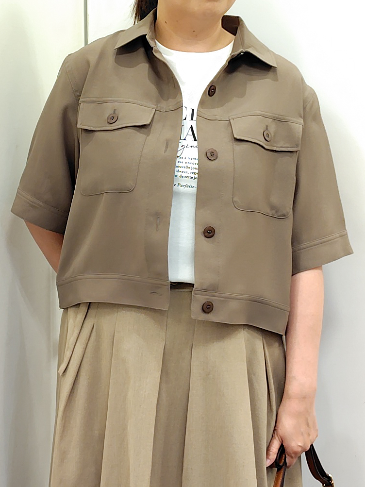 こんちゃんさんの「grove｜【吸水速乾・通気性・洗える】衿付きハーフジャケット」を使ったコーディネート