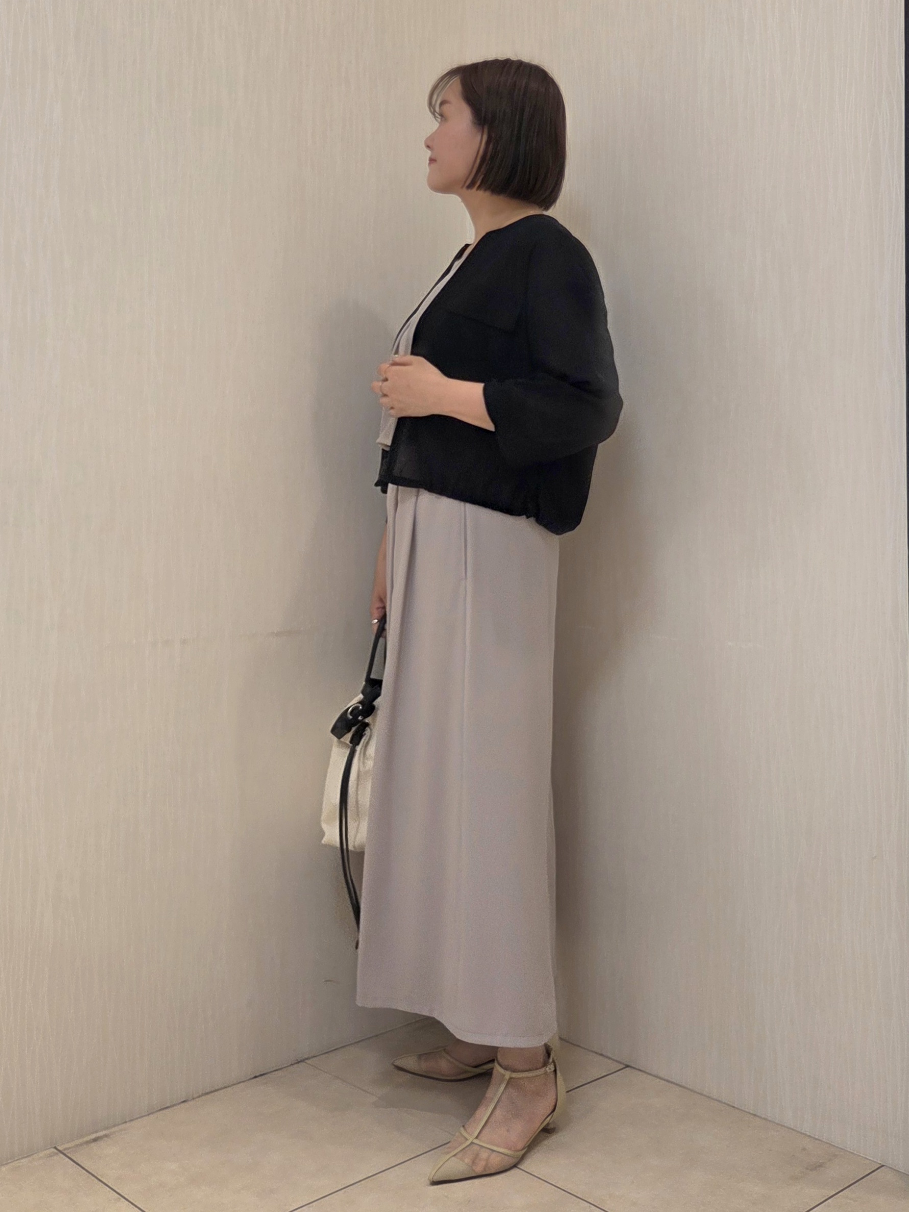 naokoさんの「UNTITLED｜【セットアップ可/UVカット/前後2WAY】リラクシーフレンチスリーブブラウス」を使ったコーディネート