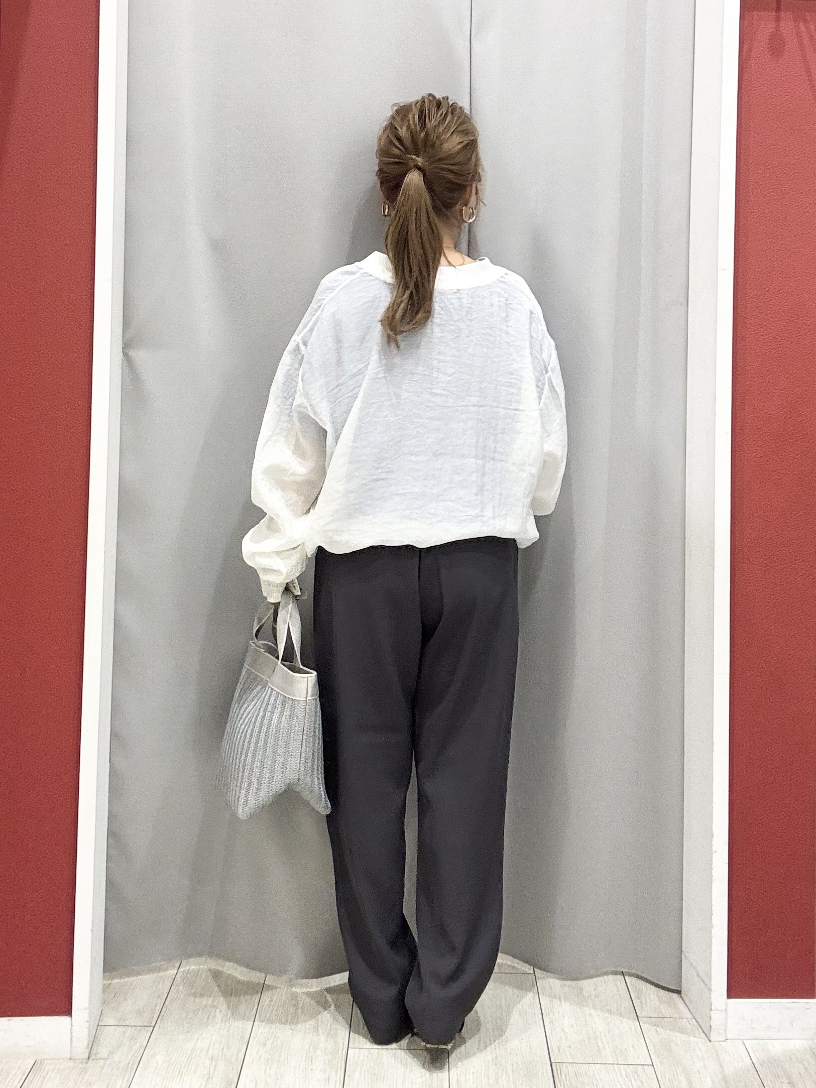 shioさんの「SHOO･LA･RUE｜【S-LL/洗濯機可】夏に使える 程よい透け感のシアーブルゾン」を使ったコーディネート
