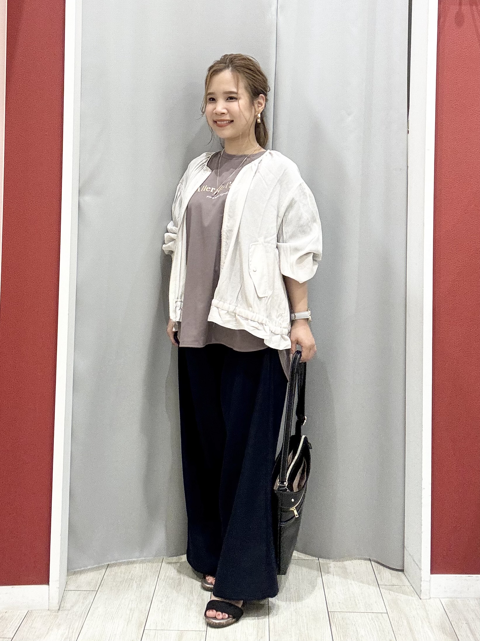 shioさんの「SHOO･LA･RUE｜【S-LL】軽やかな シアーライトブルゾン」を使ったコーディネート