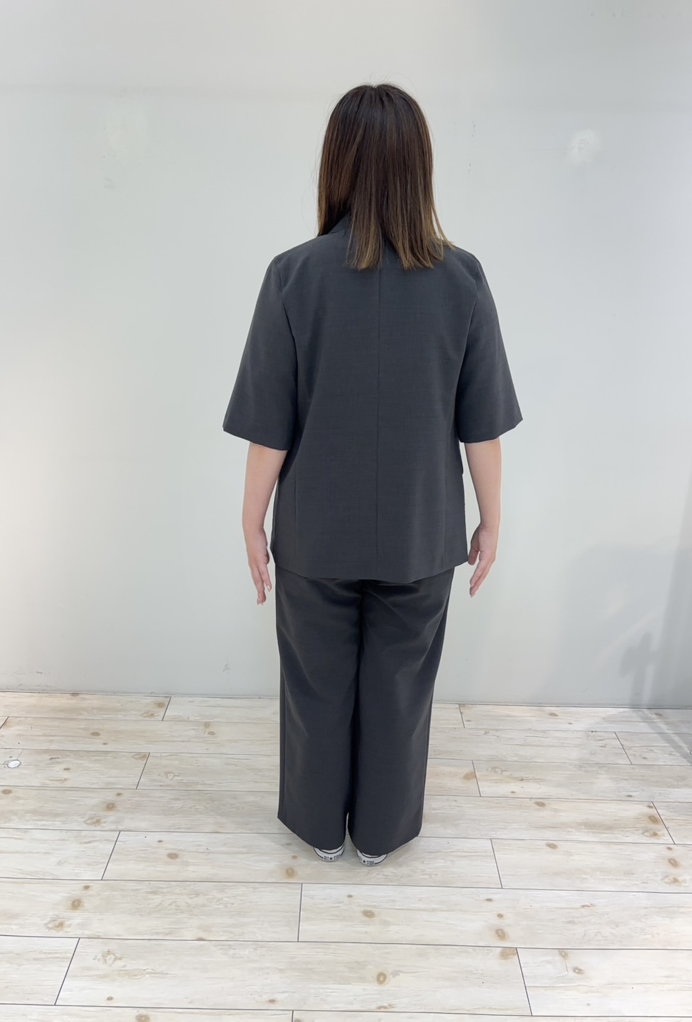 Mizuさんの「UNTITLED｜【シワになりにくい/セットアップ可/接触冷感】ハーフスリーブジャケット」を使ったコーディネート