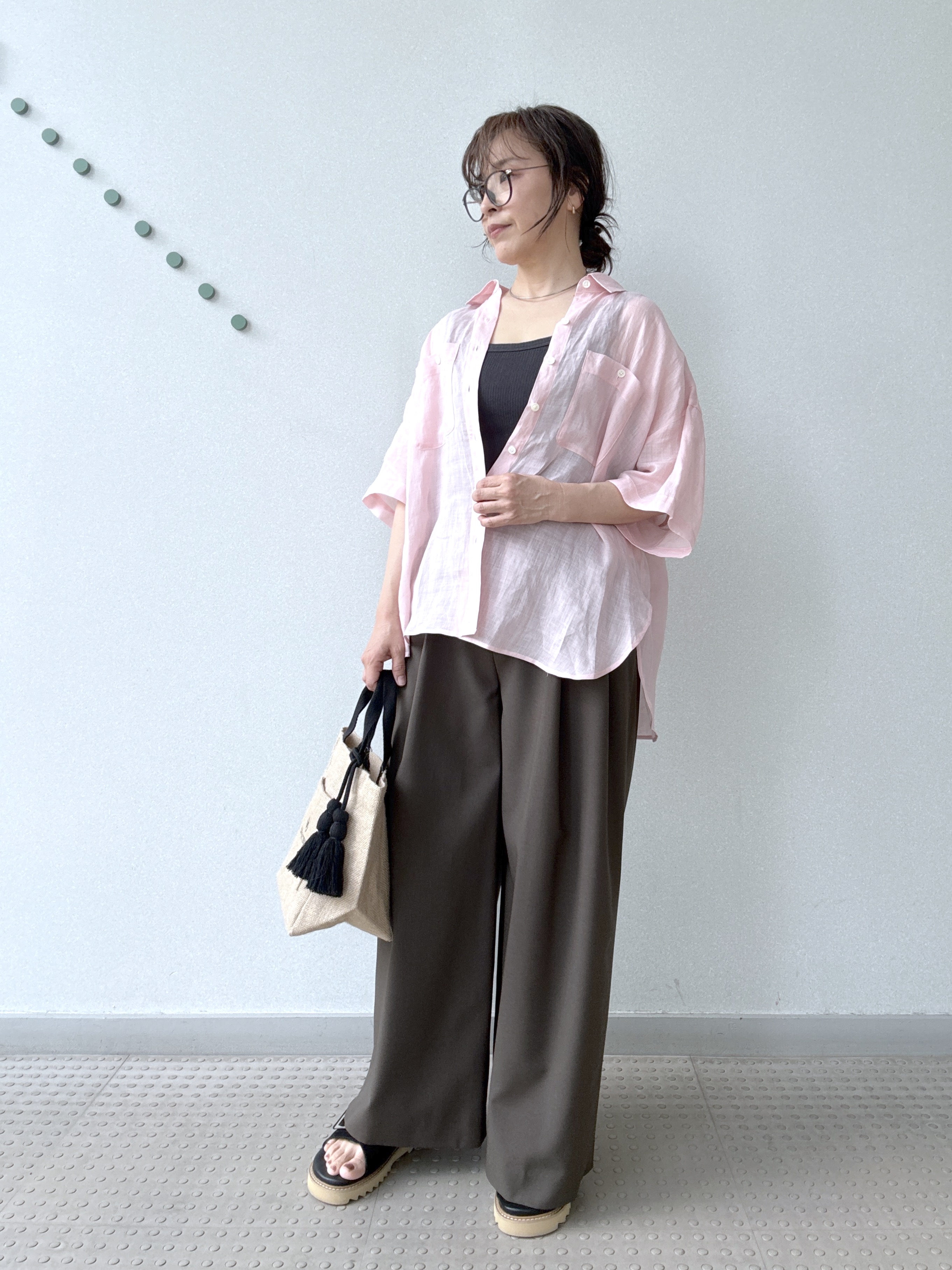 kawamuraさんの「DRESSTERIOR｜ピュアラミー シャツ」を使ったコーディネート