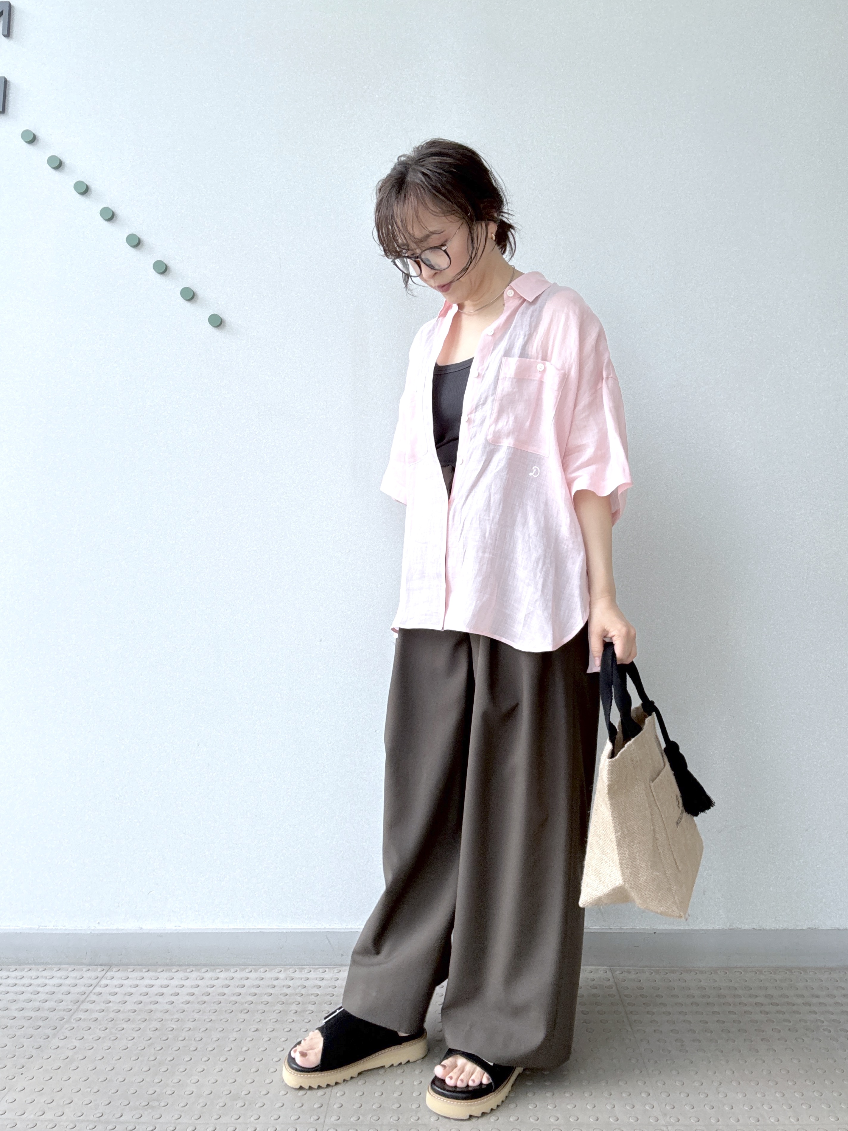 kawamuraさんの「DRESSTERIOR｜ピュアラミー シャツ」を使ったコーディネート