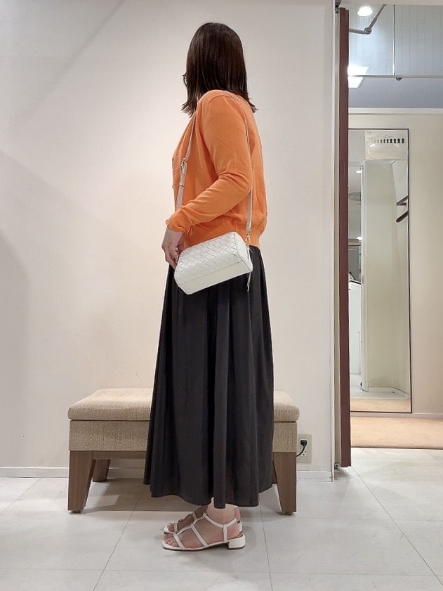 YUIさんの「UNTITLED｜◆【9色展開/アンサンブル可】コットンクルーネックカーディガン」を使ったコーディネート