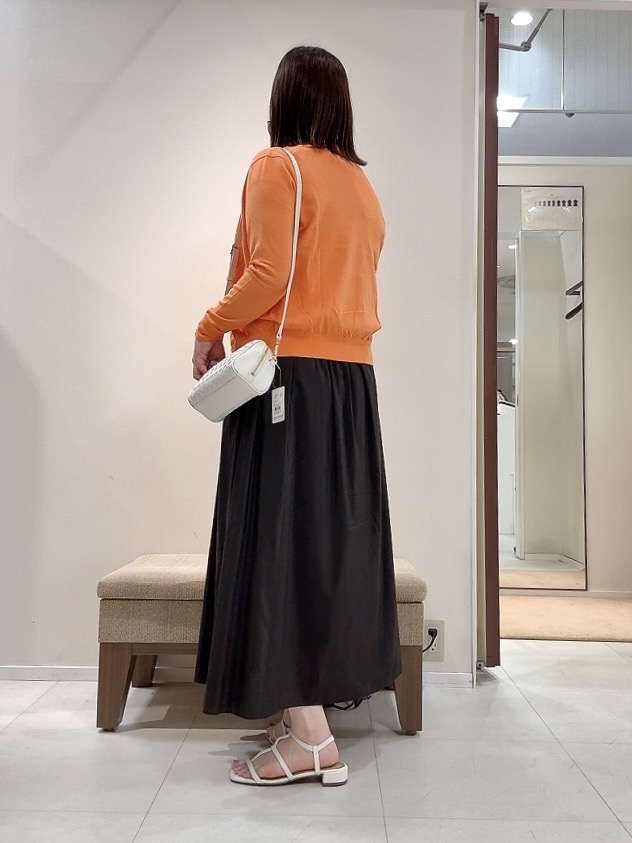 YUIさんの「UNTITLED｜◆【9色展開/アンサンブル可】コットンクルーネックカーディガン」を使ったコーディネート