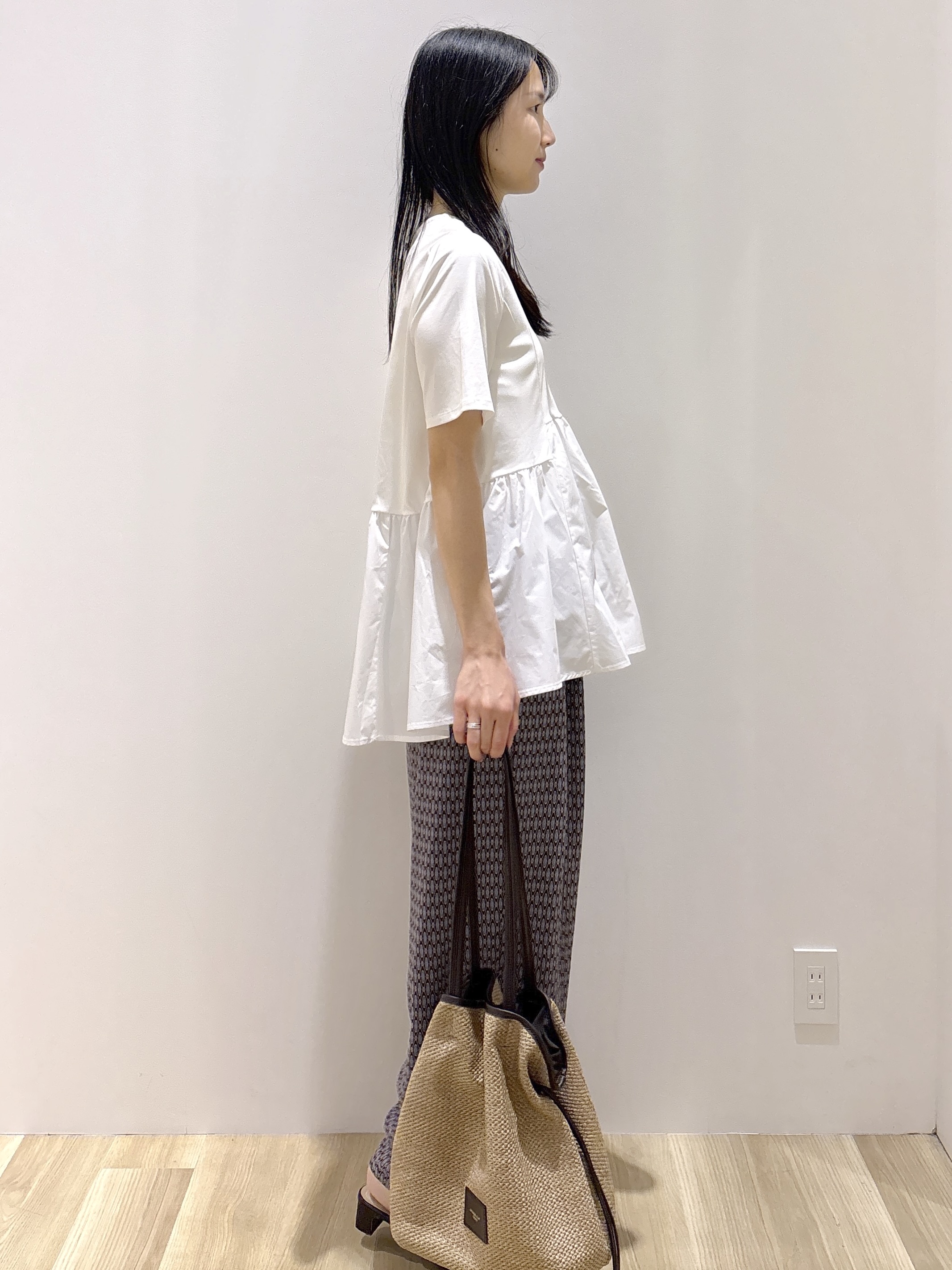 sachikoさんの「OPAQUE.CLIP｜ペプラムドッキングカットソー【洗濯機OK】」を使ったコーディネート