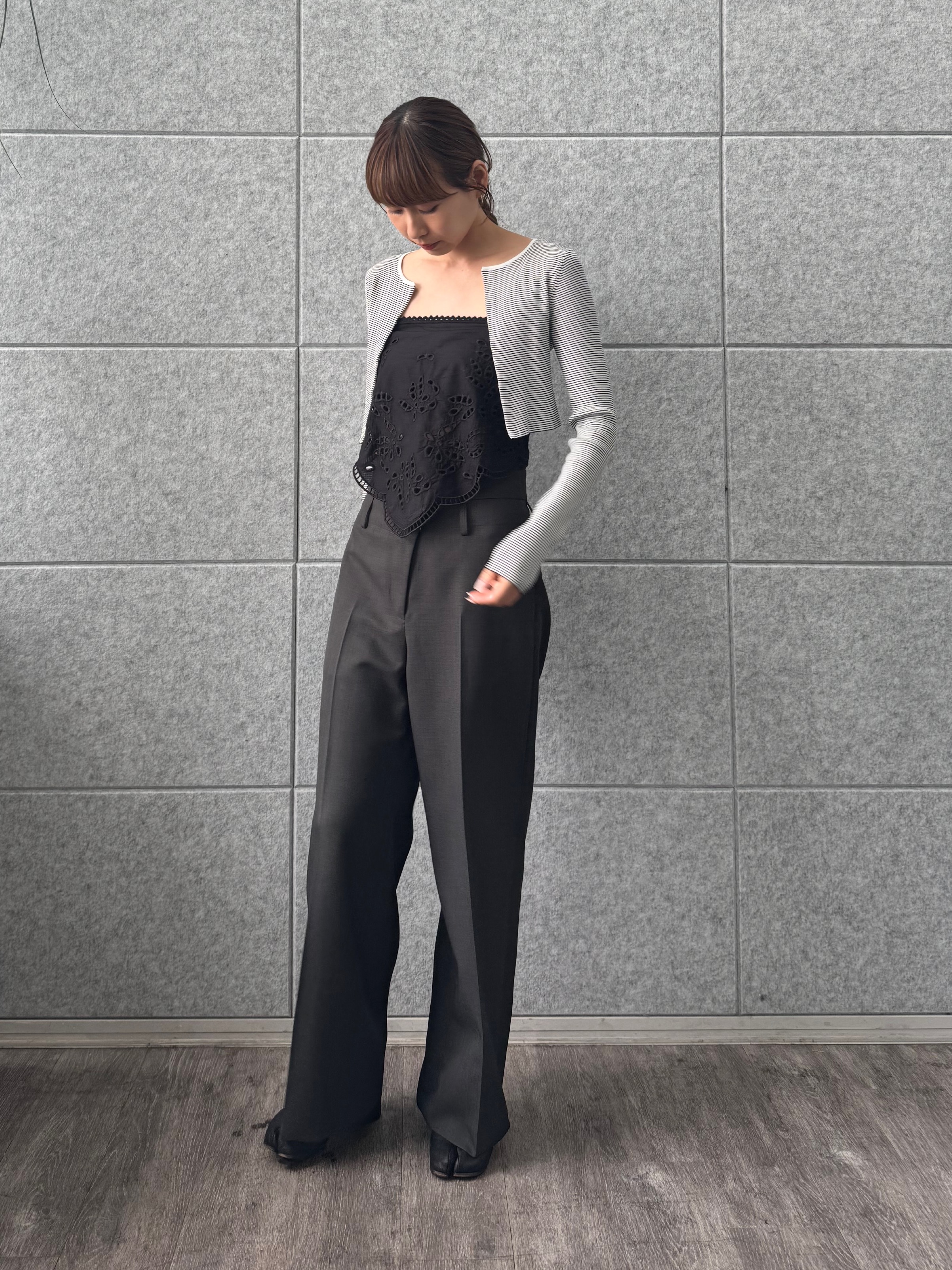 designer yukaさんの「CODE A｜PROTAGONISTA｜triangle scarf」を使ったコーディネート
